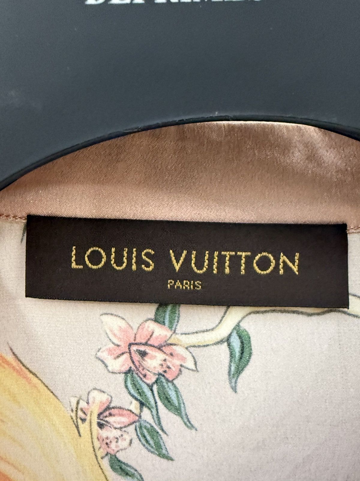 Louis Vuitton SS16 Birds of paradise phoenix shirt Size US S / EU 44-46 / 1 - 4 Thumbnail