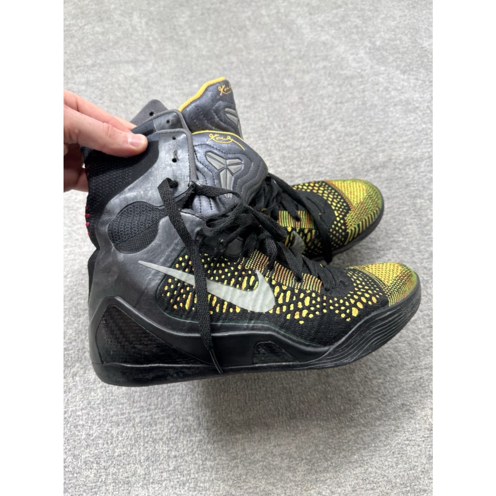 Nike Nike Kobe 9 Elite Inspiration Sneaker 7.5 Men Black Flyknit 2014 Kobe 9 Elite 630847-004 Size US 8 / EU 41 - 2 Thumbnail