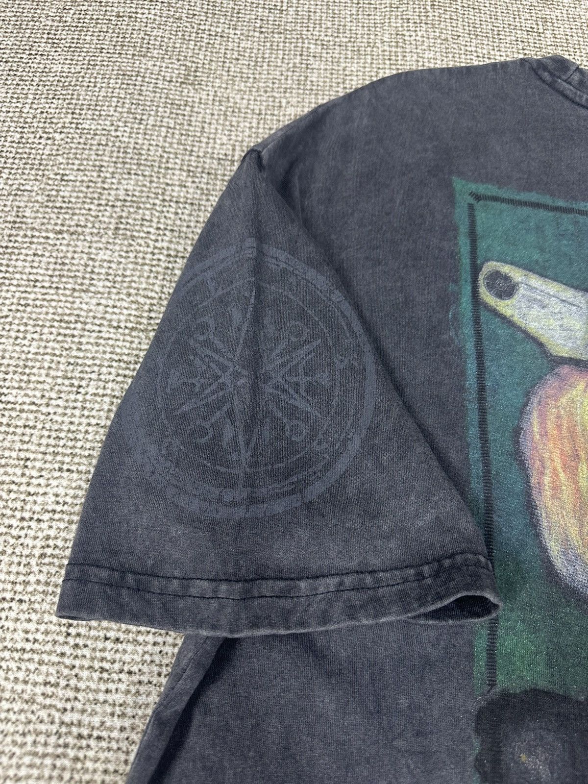 Vintage Vintage Bring Me The Horizon Post Human Tshirt A998 Size US L / EU 52-54 / 3 - 6 Thumbnail
