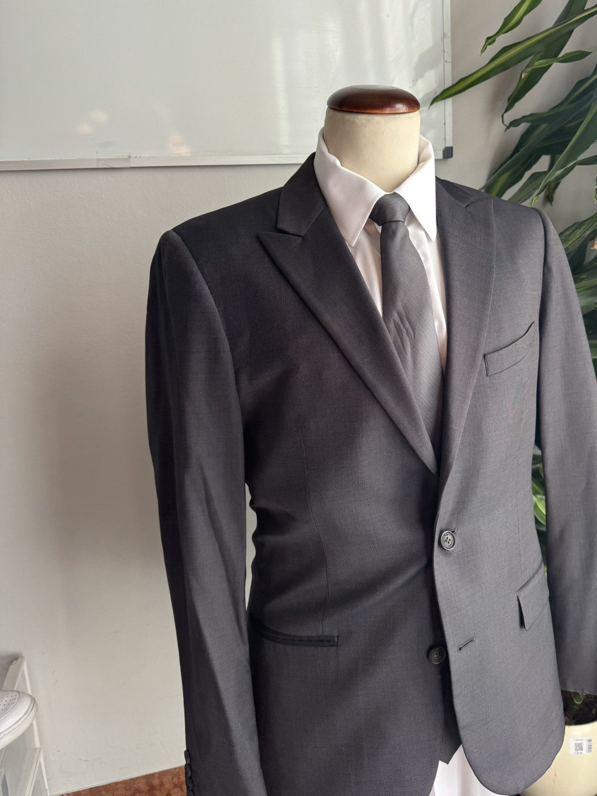Calvin Klein Calvin Klein suit 48 Grey Size 48R - 1 Thumbnail