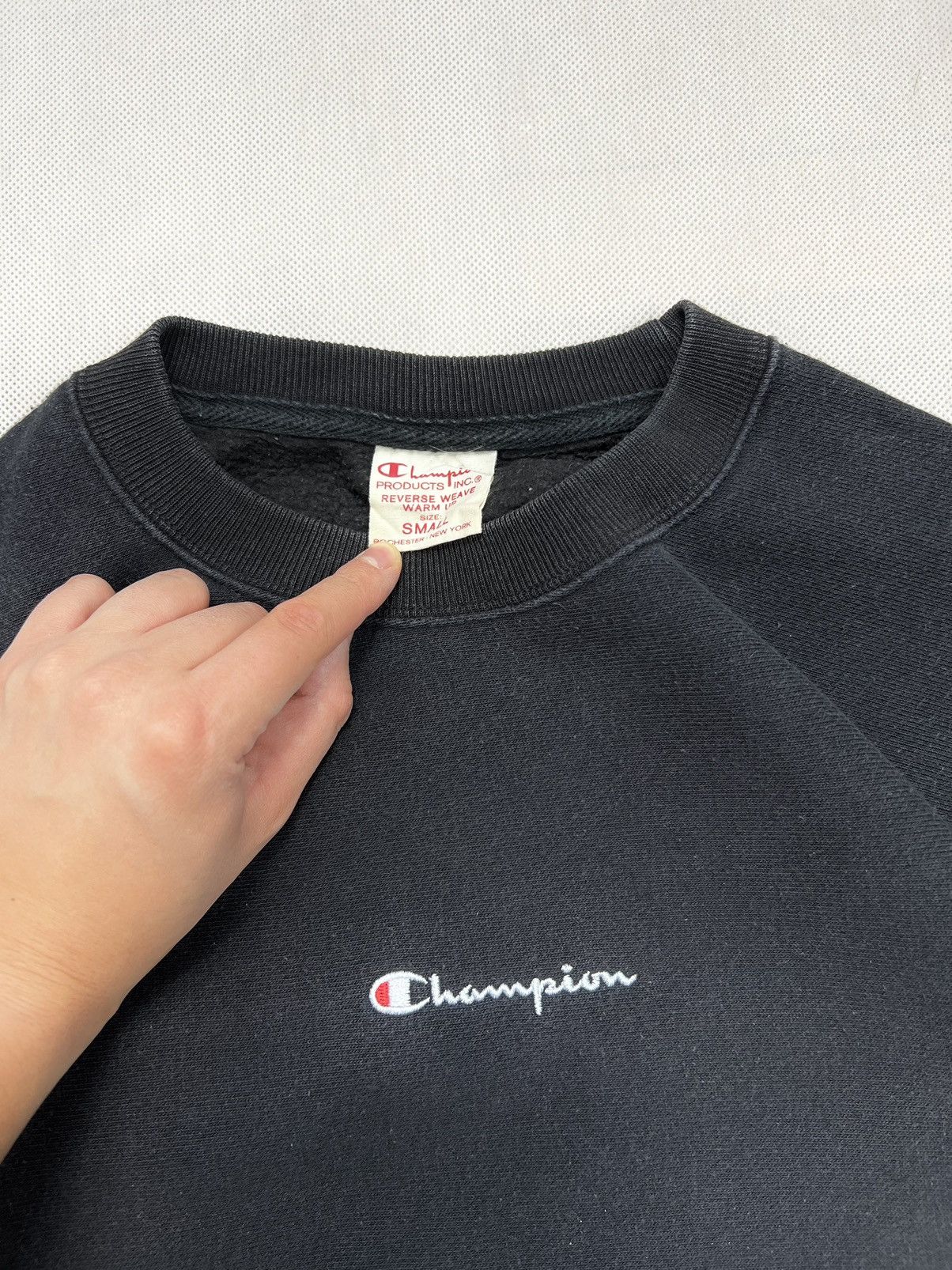 Champion Sweatshirt Champion Reverse Weave Center Logo Size US S / EU 44-46 / 1 - 3 Thumbnail