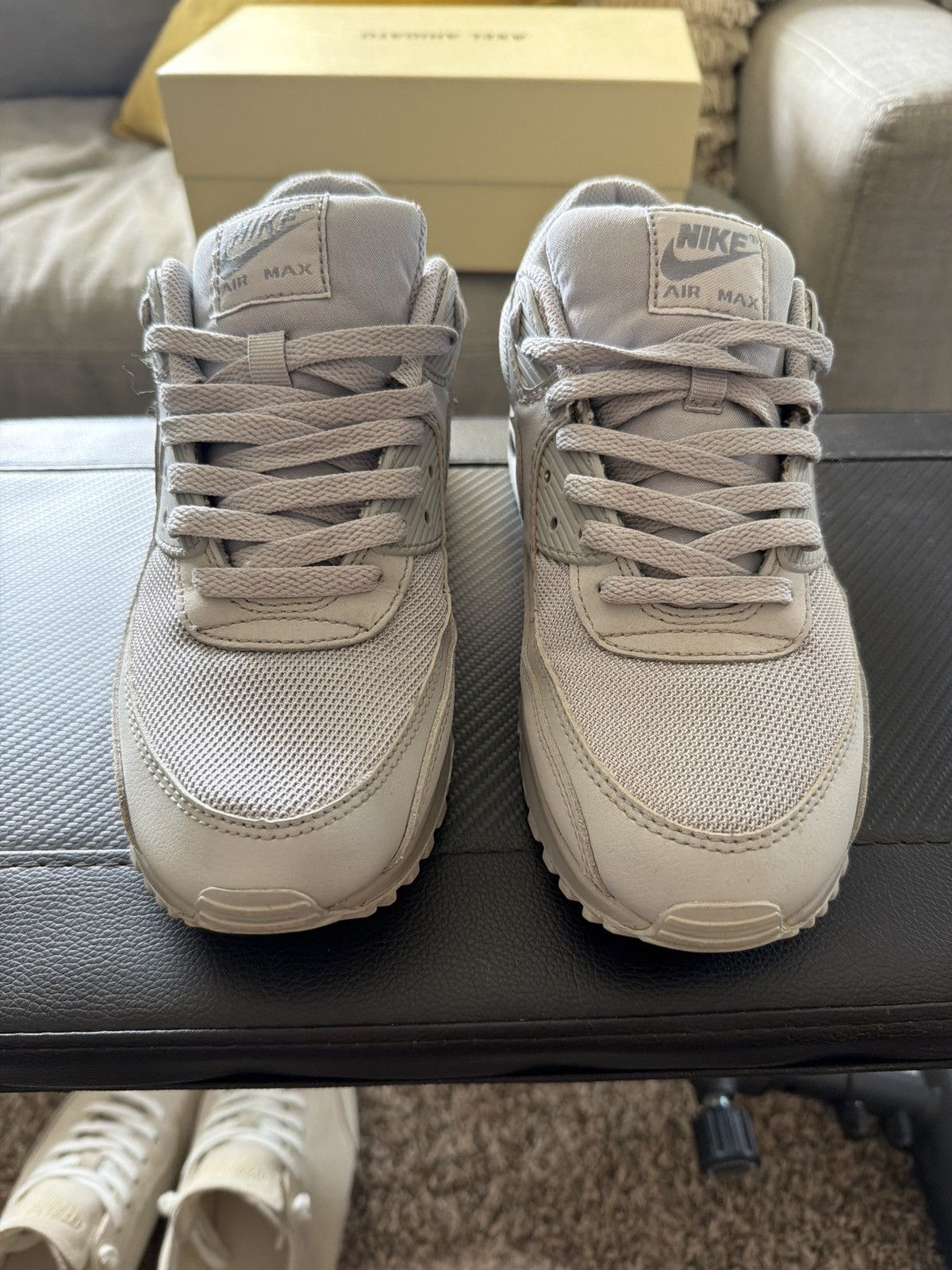 Nike Nike Air Max 90s Wolf Grey Size US 9 / EU 42 - 4 Thumbnail