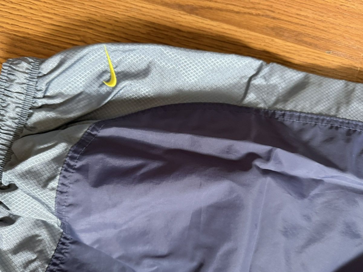 Nike VTG 90s Nike windbreaker track pants size w Size US 34 / EU 50 - 4 Thumbnail