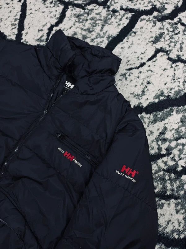 Helly Hansen Vintage Helly Hansen puffer jacket black S logo Size US S / EU 44-46 / 1 - 3 Thumbnail