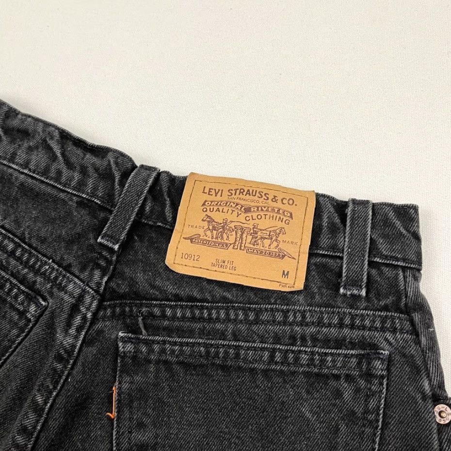 Levi's VTG Levi's Jeans Womens Slim Tapered 912 26 W26 L30 Dark Denim Black 90s Orange Tab Distressed 5-Pocket Mens? No gender specified—Women Size 26" / US 2 / IT 38 - 3 Thumbnail