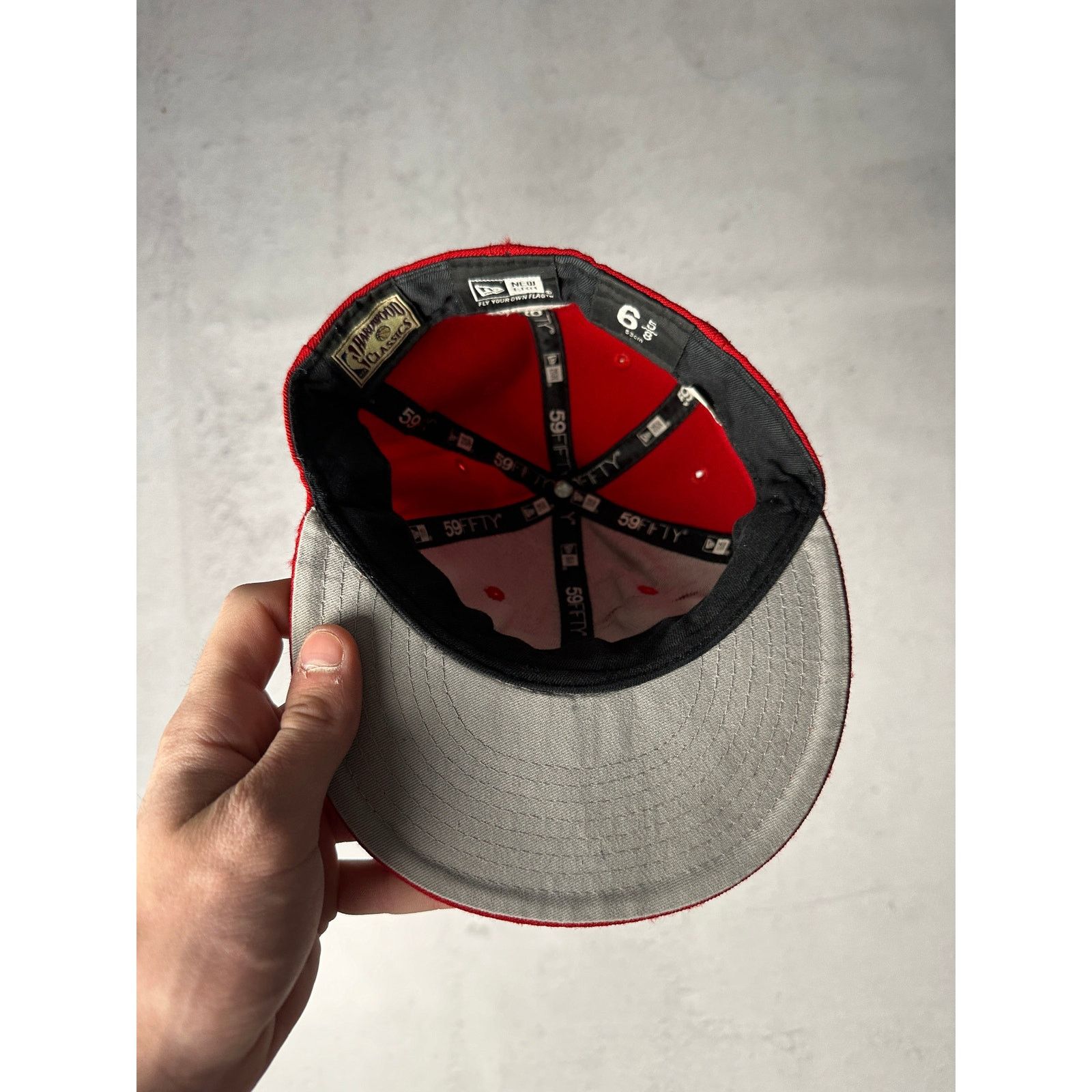 NBA Vintage NBA Red Preowned Miami Heat Fitted Hat - 6 5/8 Size ONE SIZE - 3 Thumbnail