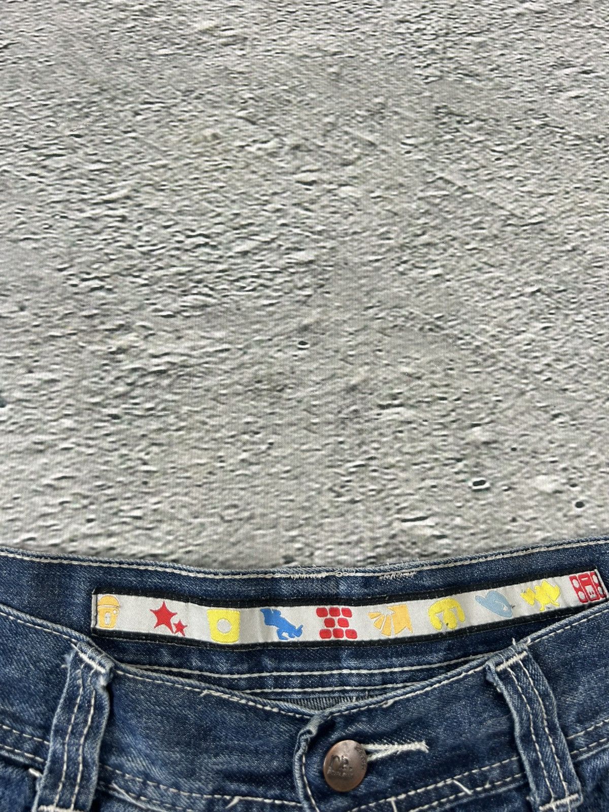 JNCO JNCO Jorts Y2K vintage blue denim shorts big logo Size US 32 / EU 48 - 4 Thumbnail