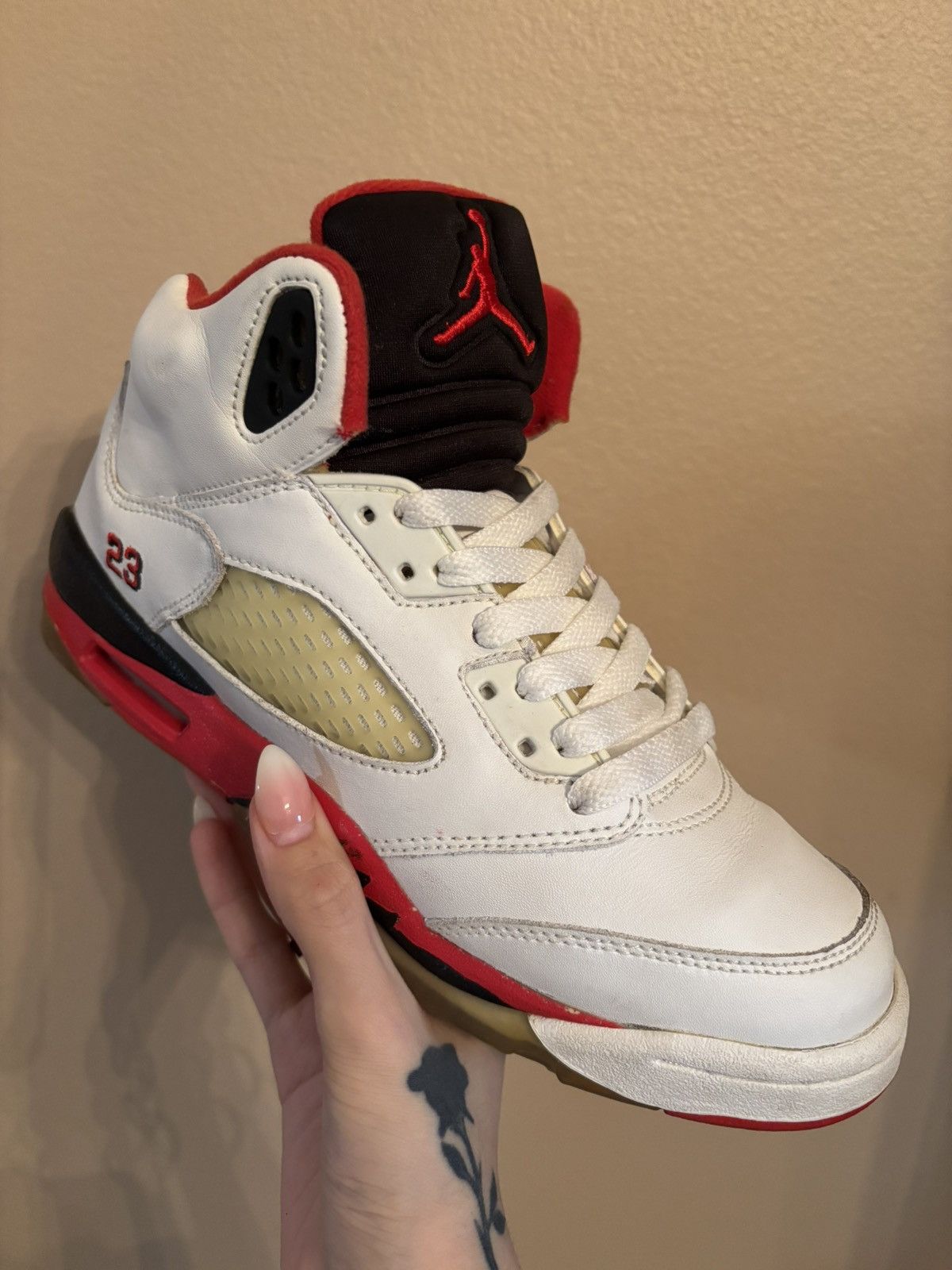 Jordan Brand Air Jordan 5 Retro GS 'Fire Red' 2006 Size US 5 / EU 37 - 2 Thumbnail