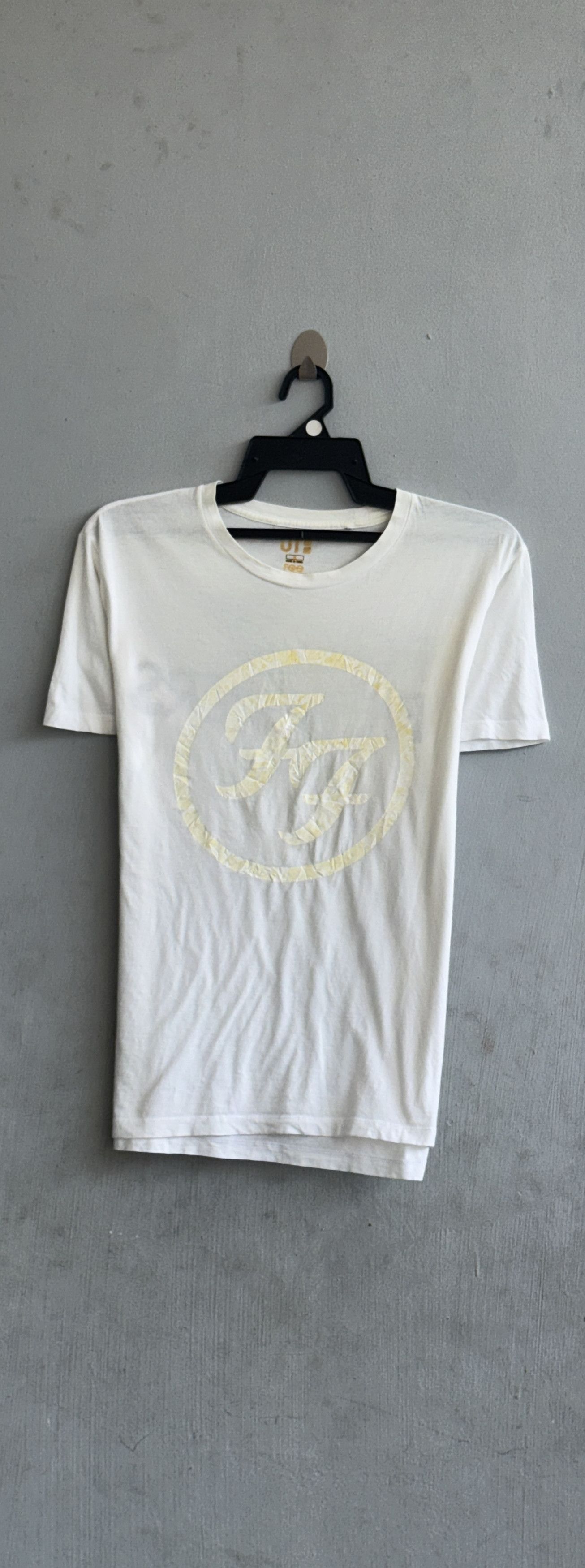 Band Tees Foo Fighters Band Uniqlo T-Shirt Size US M / EU 48-50 / 2 - 3 Thumbnail