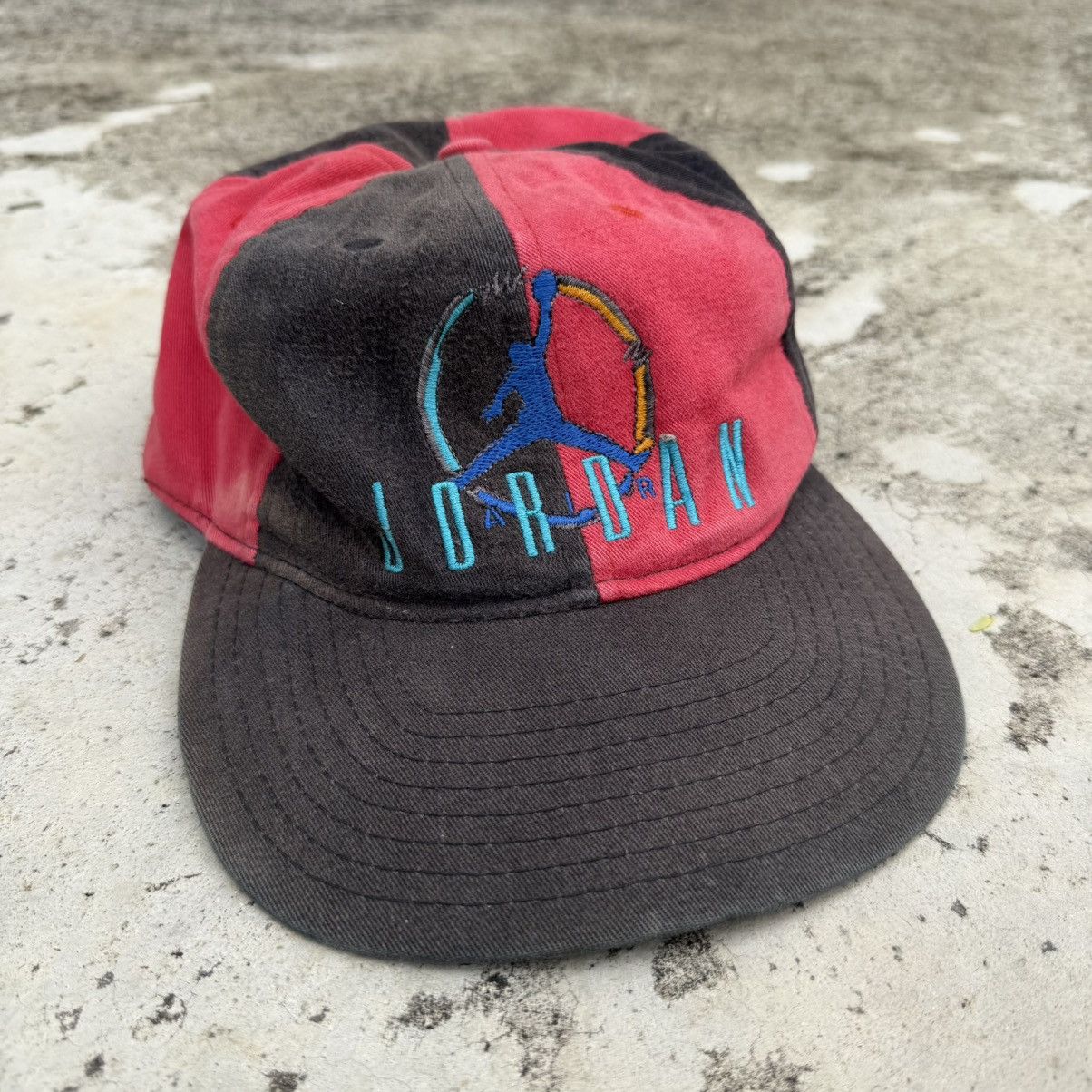 Nike Vintage 90’s Nike Air Jordan Bred Jumpman 6panel Cap Size ONE SIZE - 2 Thumbnail