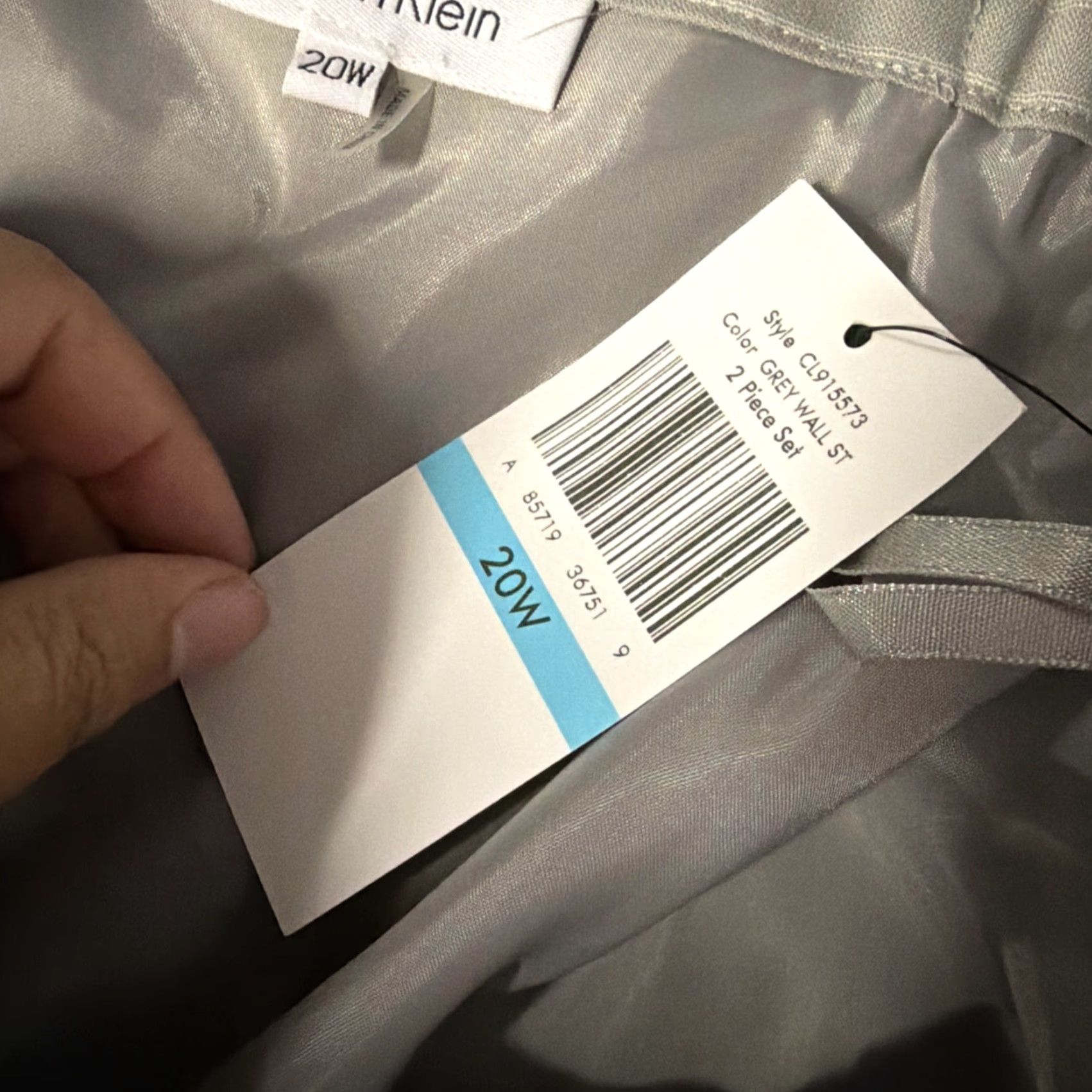 Calvin Klein Calvin Klein Womens Gray Plus Size Skirt 20W NWT Plus Size Business Casual Short Pencil Skirt Womens 20W Grey Calvin Klein skirt Size 42" / US 20 - 4 Thumbnail