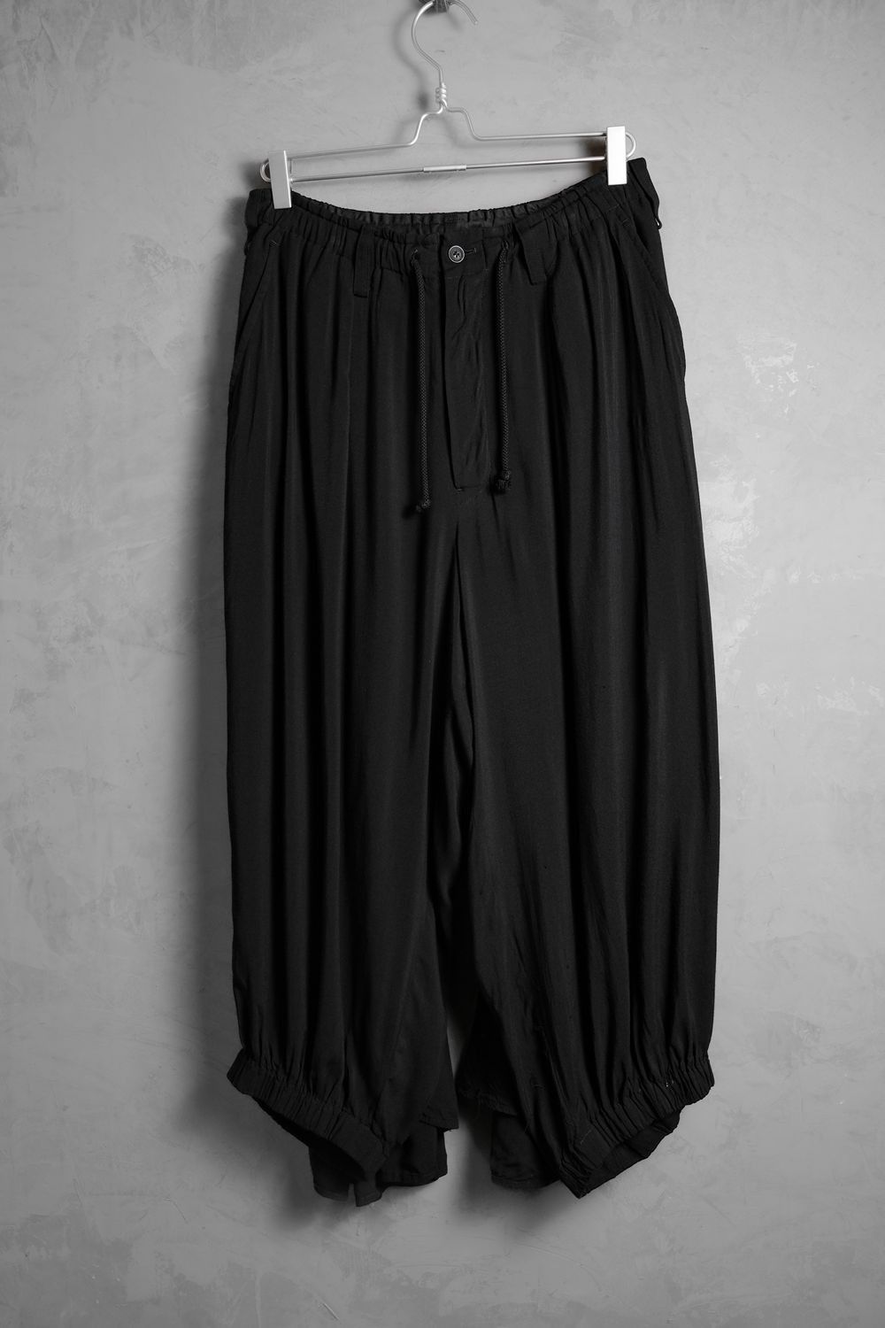 Yohji Yamamoto Yohji Yamamoto Pour Homme 18S/S Rayon Crow Pants Size US 30 / EU 46 - 1 Thumbnail