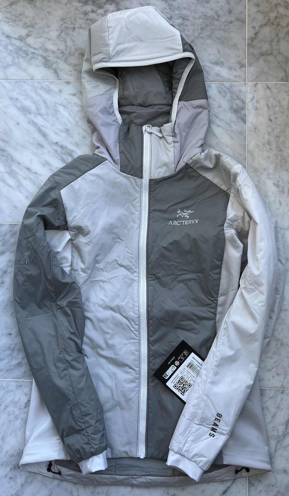 image of NWT Arcteryx X Beams Atom Hoody W Size Xs in White, Women's