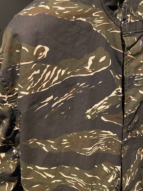 Alpha Industries Tiger Camo Defender 3-In-1 Fishtail Parka Size US S / EU 44-46 / 1 - 4 Thumbnail