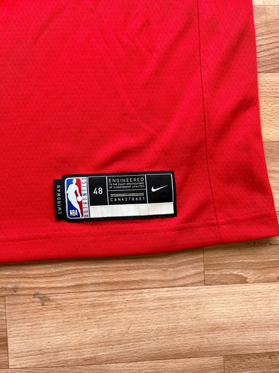 NBA 2022/23 NBA CHICAGO BULLS #8 LAVINE BASKETBALL JERSEY SZ 52 Size US L / EU 52-54 / 3 - 4 Thumbnail