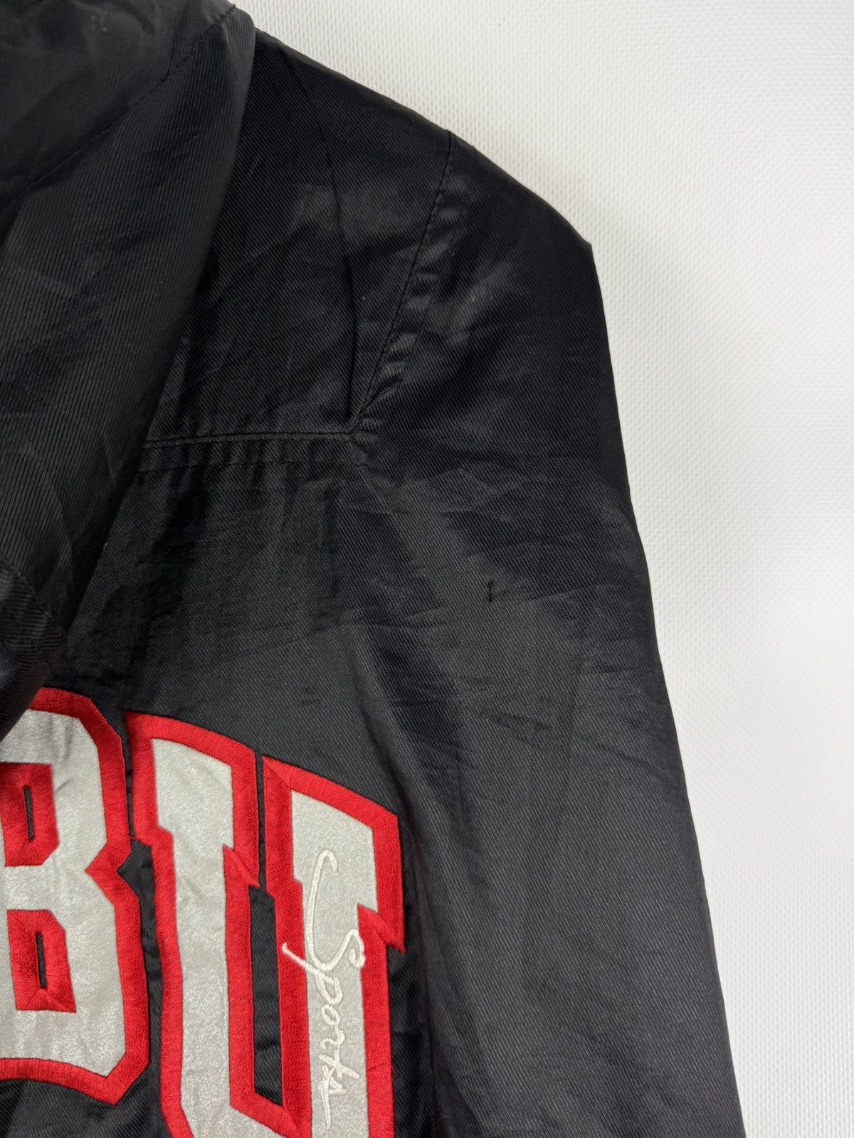 Fubu Fubu Sports Vintage Rap Big Logo Hooded Windbreaker Jacket Size US XXL / EU 58 / 5 - 20 Thumbnail