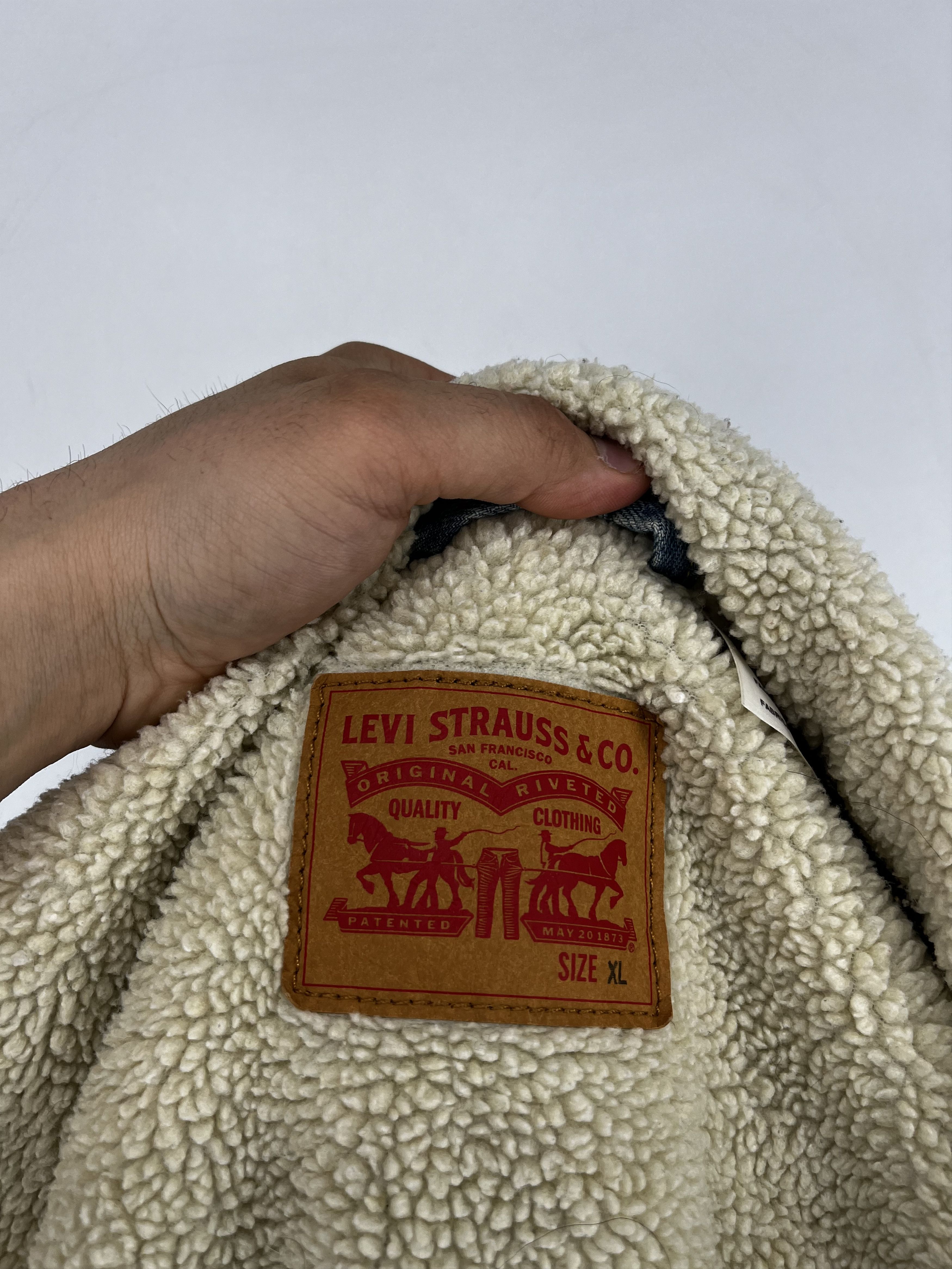 Levi's × Levi's Vintage Clothing Vintage Levis Sherpa Jacket Denim Trucker Jacket Size XL Size US XL / EU 56 / 4 - 12 Thumbnail