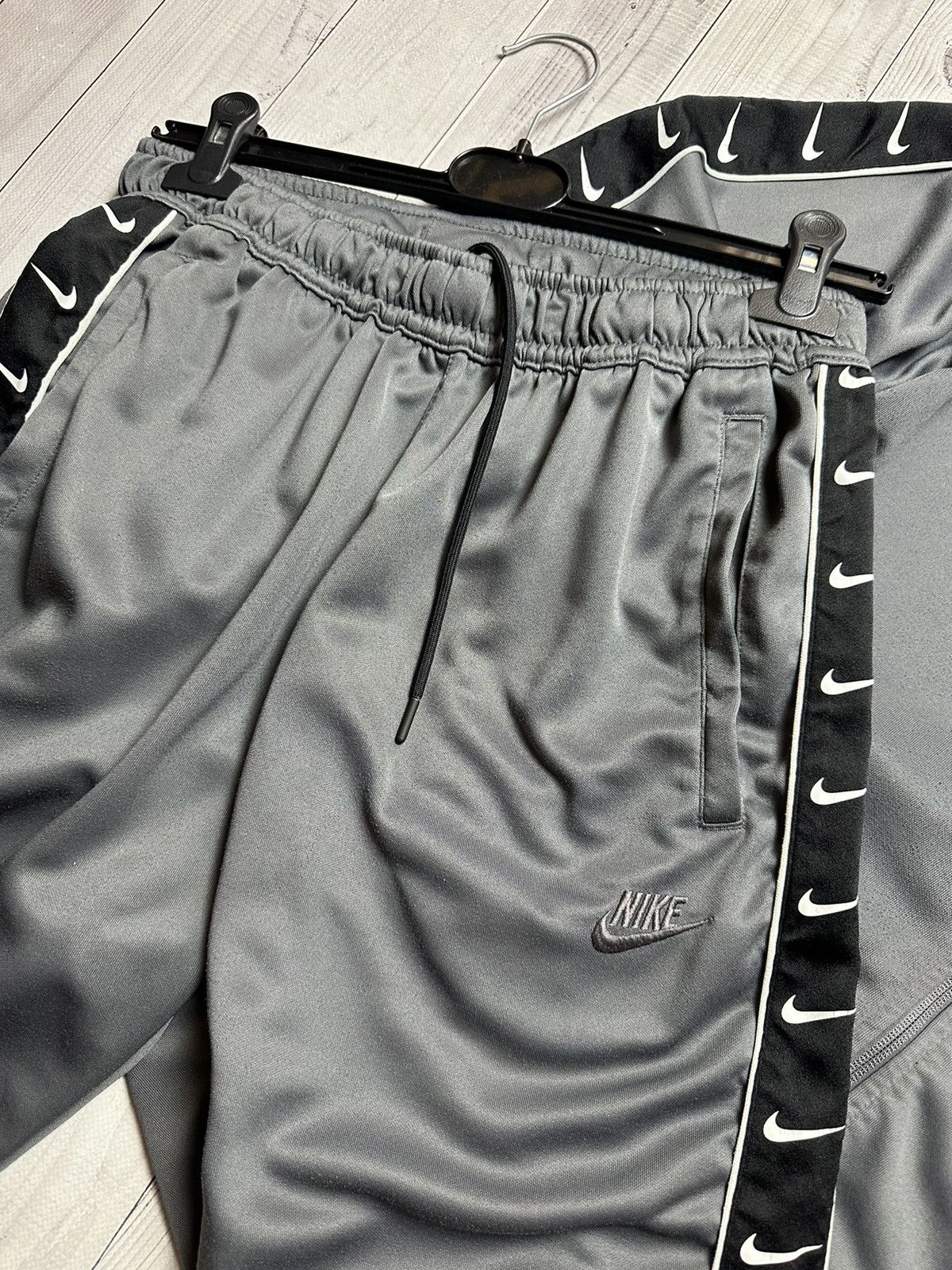 Nike × Vintage Vintage Nike Track suit swoosh logo grey size M Size US M / EU 48-50 / 2 - 14 Thumbnail