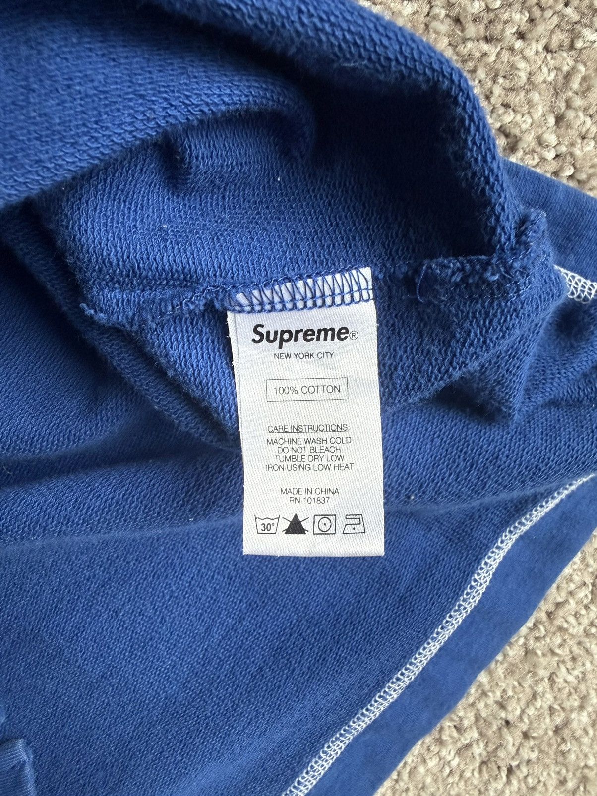 Supreme Supreme Bar Logo Half Zip Top (Royal) Size US S / EU 44-46 / 1 - 5 Thumbnail