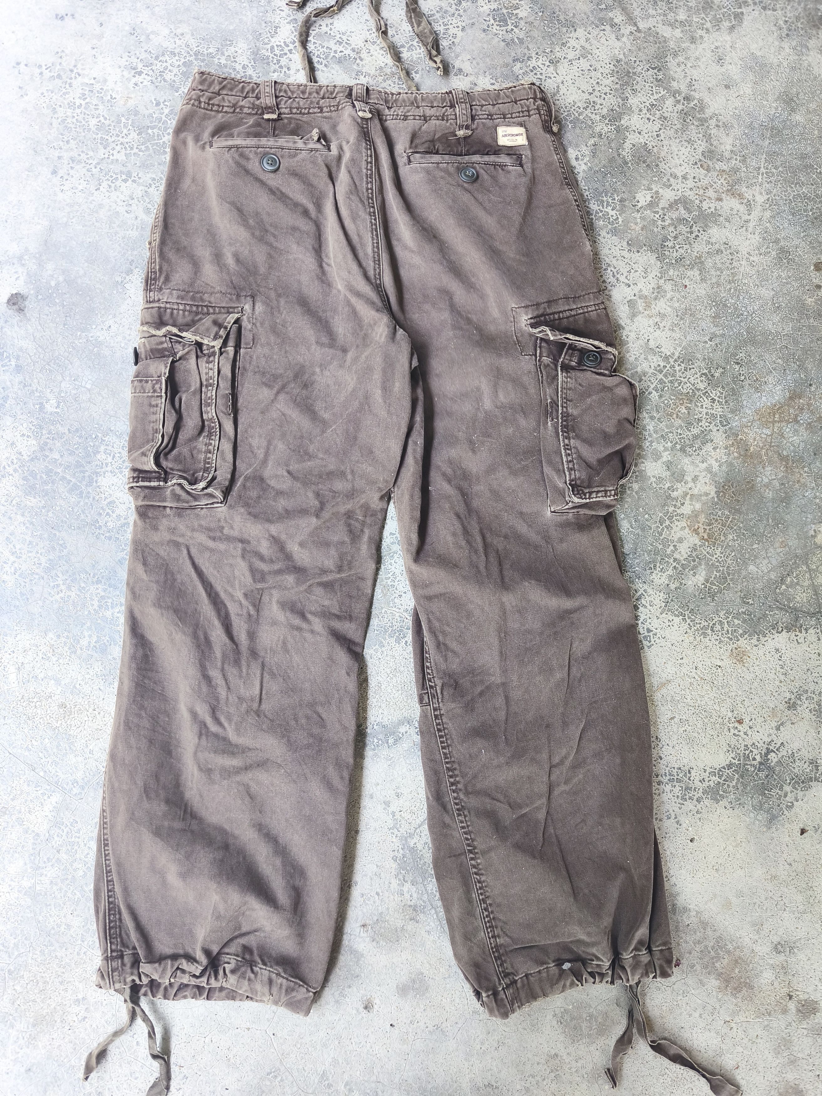 Abercrombie & Fitch Vintage Abercrombie and fitch Brown Cargo Pants Size US 35 - 11 Thumbnail