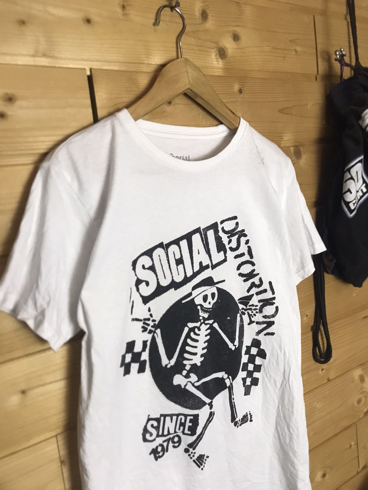 Band Tees Social Distortion skeleton t-shirt Size US M / EU 48-50 / 2 - 3 Thumbnail