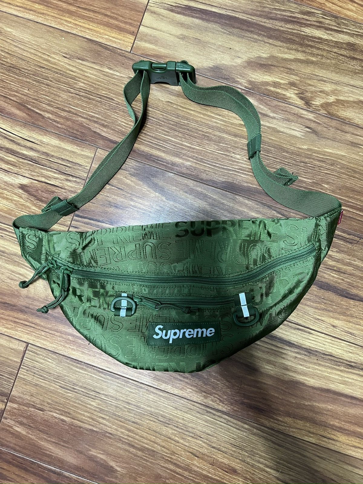 image of Supreme Fanny Pack in Green, Men's