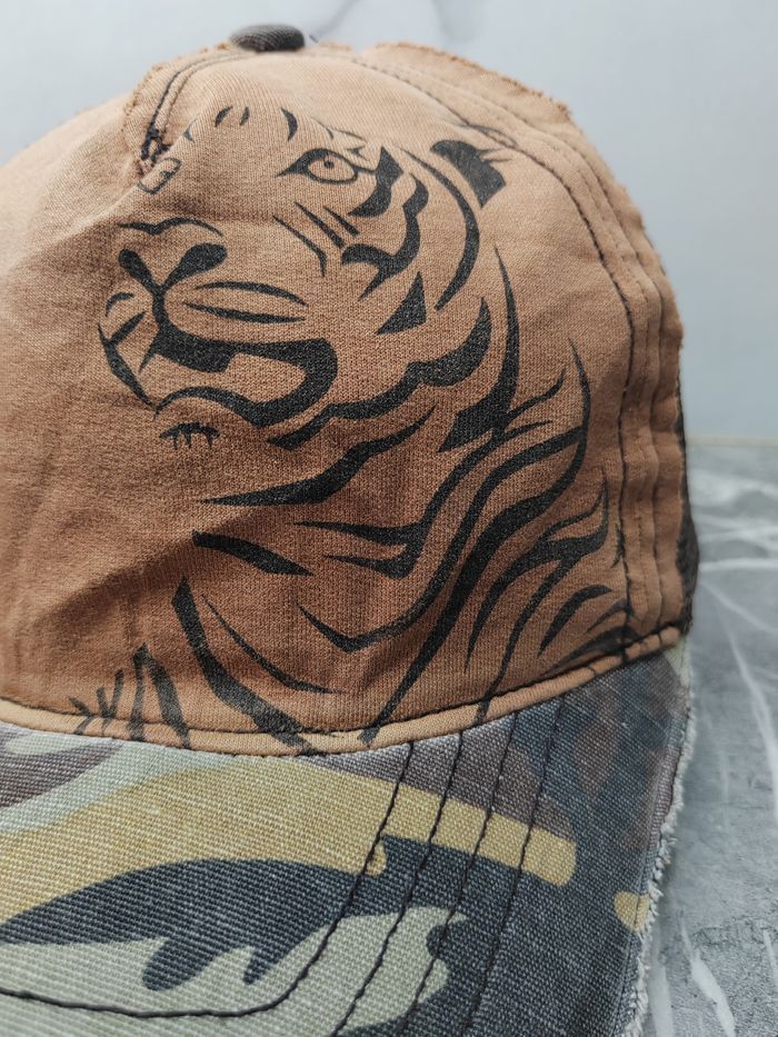 Japanese Brand Vintage Tiger Distressed Style Trucker Cap Hat Size ONE SIZE - 3 Thumbnail