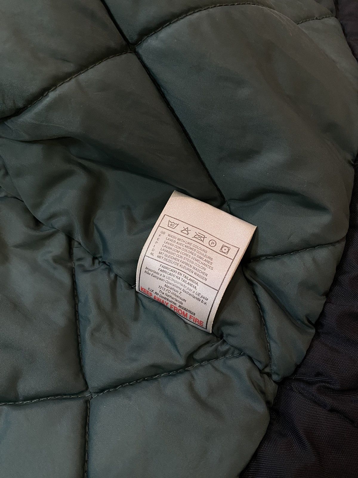 Nike × Vintage Vintage 90’s Nike drill Big Swoosh puffer jacket Size US S / EU 44-46 / 1 - 5 Thumbnail