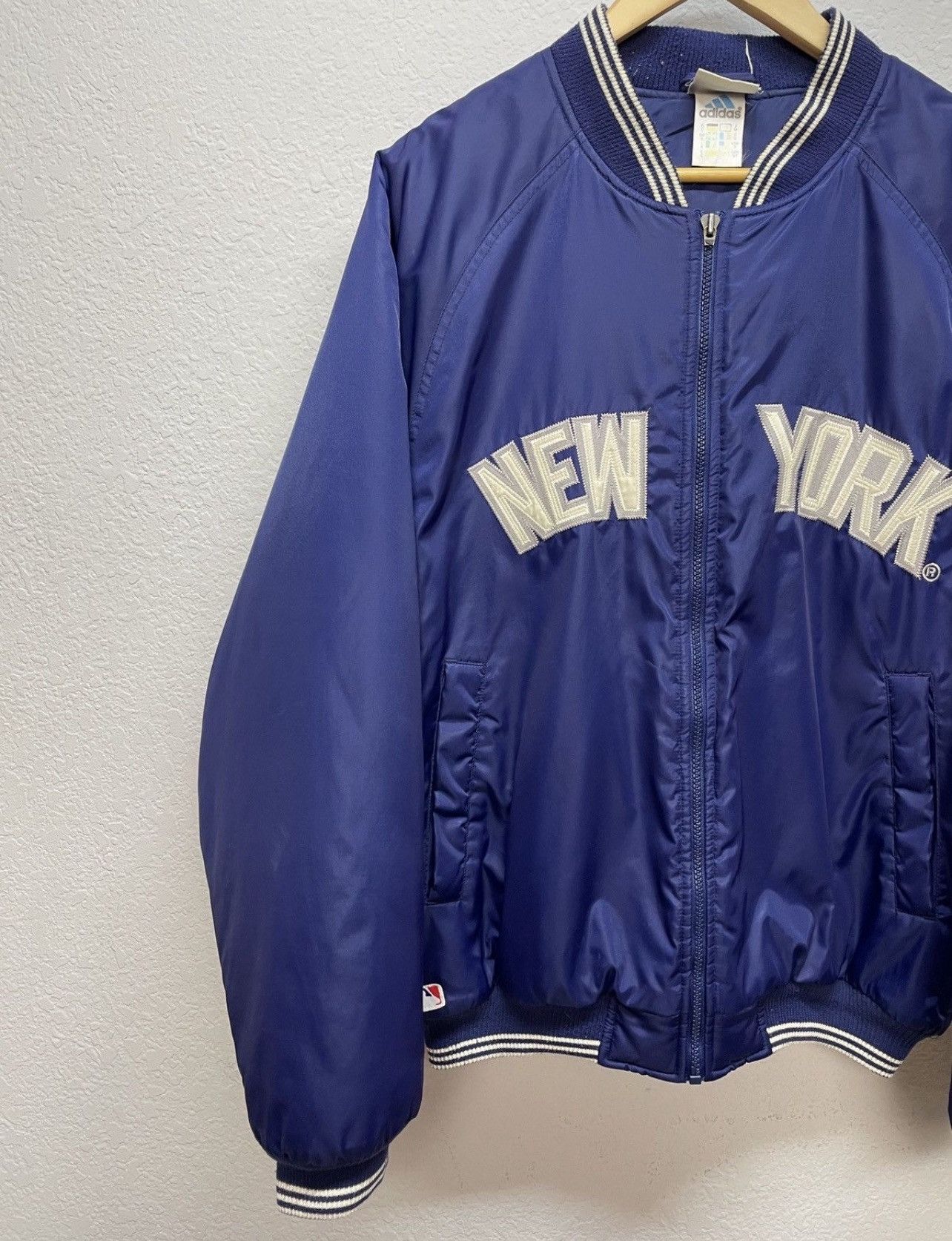 Adidas Vintage 00s Adidas New York Yankees Boxy Fit Bombers Jacket Size US M / EU 48-50 / 2 - 4 Thumbnail