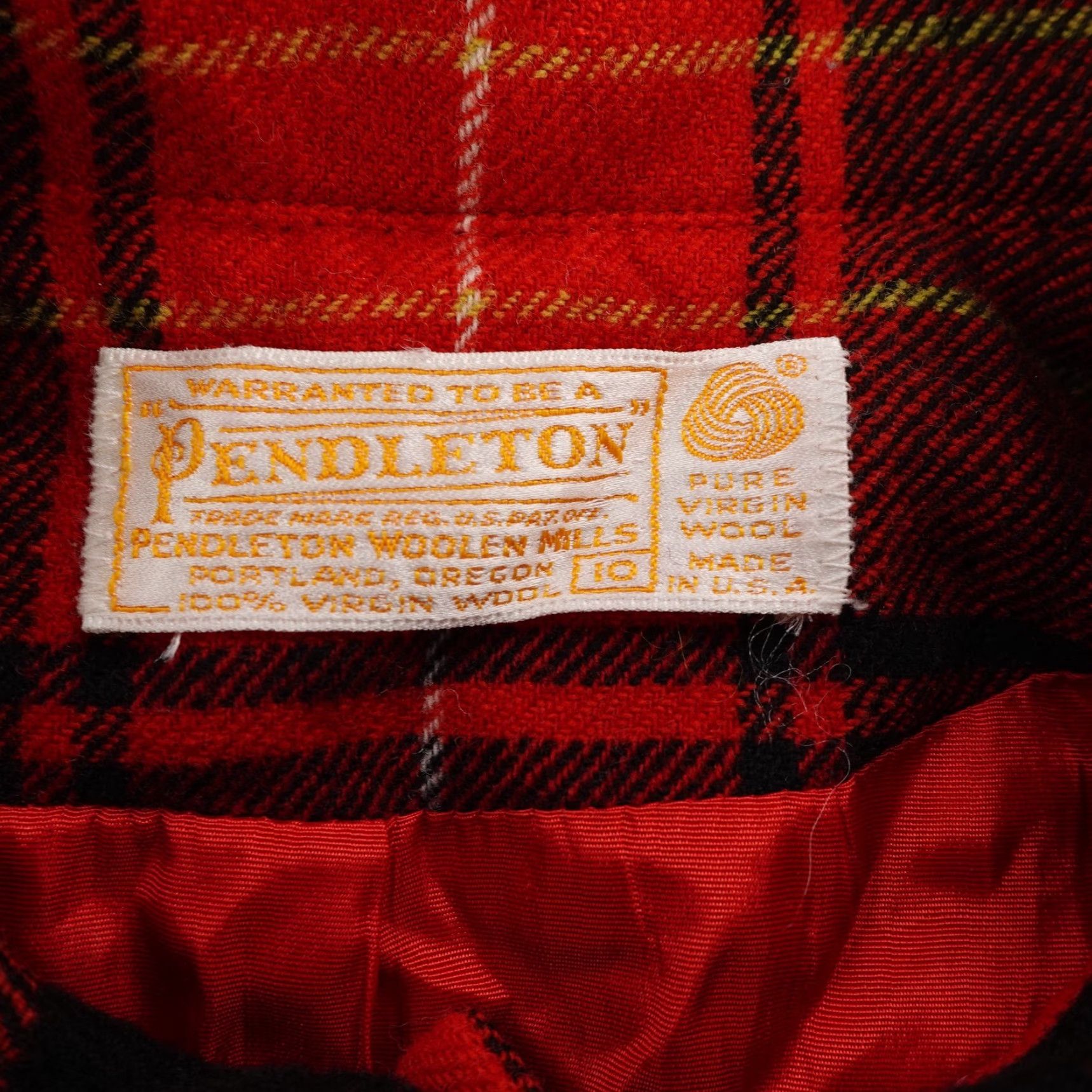 Pendleton VINTAGE Pendleton Wool Skirt Suit Women’s Size 10 Red Black Plaid 2-Piece Blazer Coat Business Casual Size 32" / US 10 / IT 46 - 7 Thumbnail