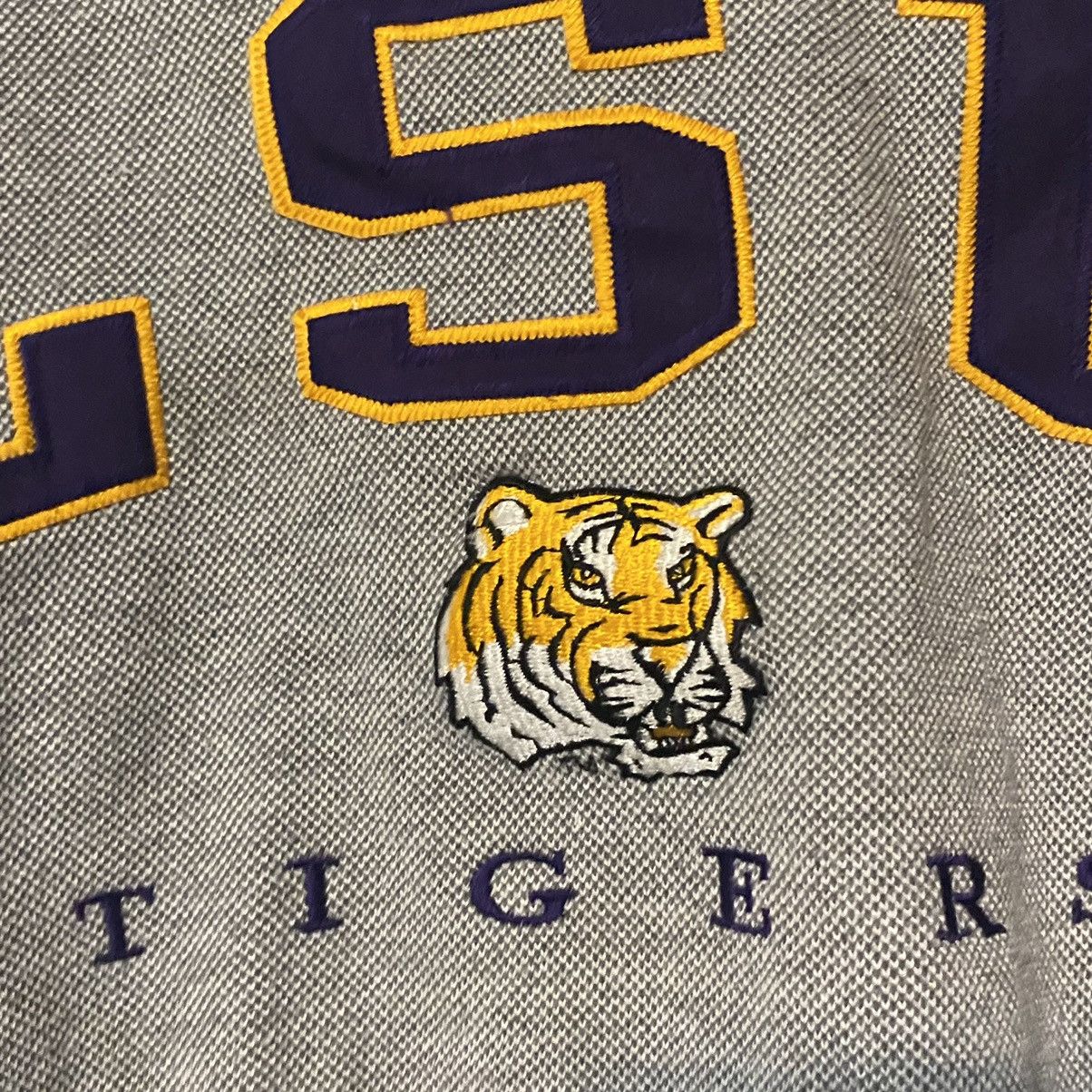 NCAA NCAA - LSU Tigers Embroidered Crew Neck Sweatshirt XX-Large Size US M / EU 48-50 / 2 - 4 Thumbnail