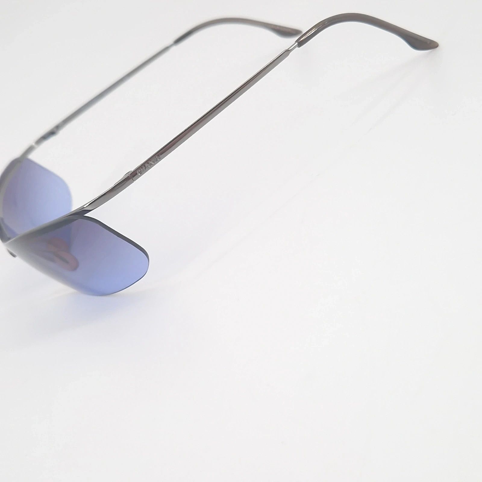 Chanel Y2K Chanel Shield Sunglasses Size ONE SIZE - 5 Thumbnail
