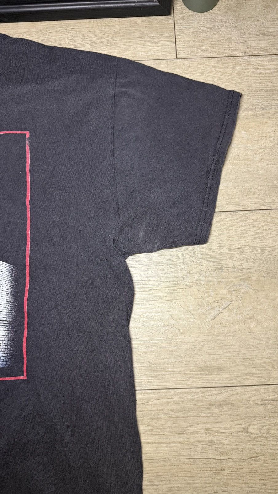 Band Tees Vintage / Y2K 2010 Roger Waters The Wall Live Concert Shirt Size US XL / EU 56 / 4 - 6 Thumbnail