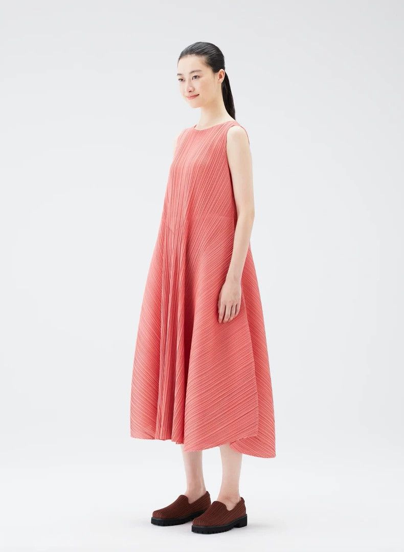 Issey Miyake Issey Miyake size:5 Wine red twill sleeveless dress Size M / US 6-8 / IT 42-44 - 2 Thumbnail