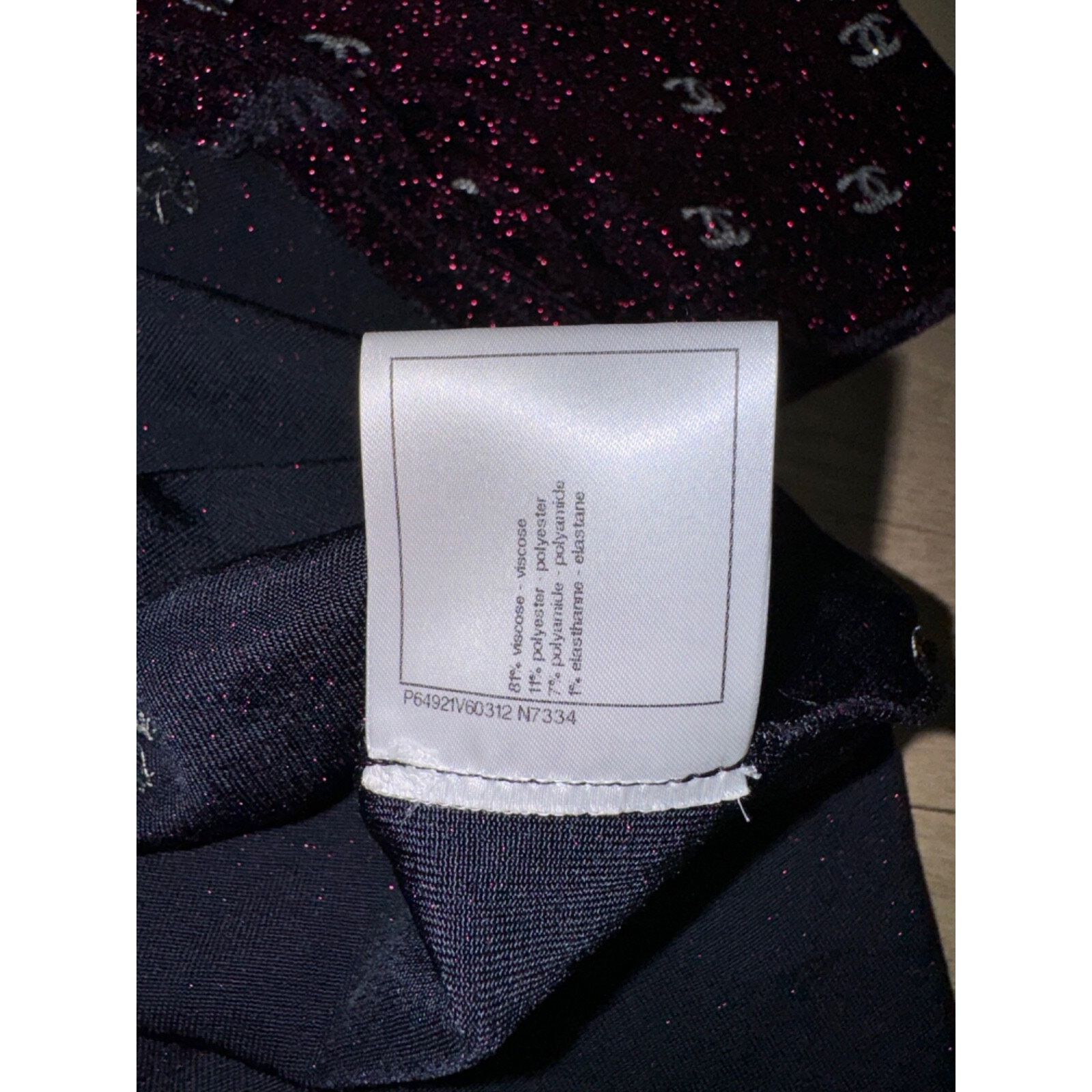 Chanel Chanel 20N Silver Sequin CC Logo Stretch Top T Shirt 38 Size XS / US 0-2 / IT 36-38 - 21 Thumbnail