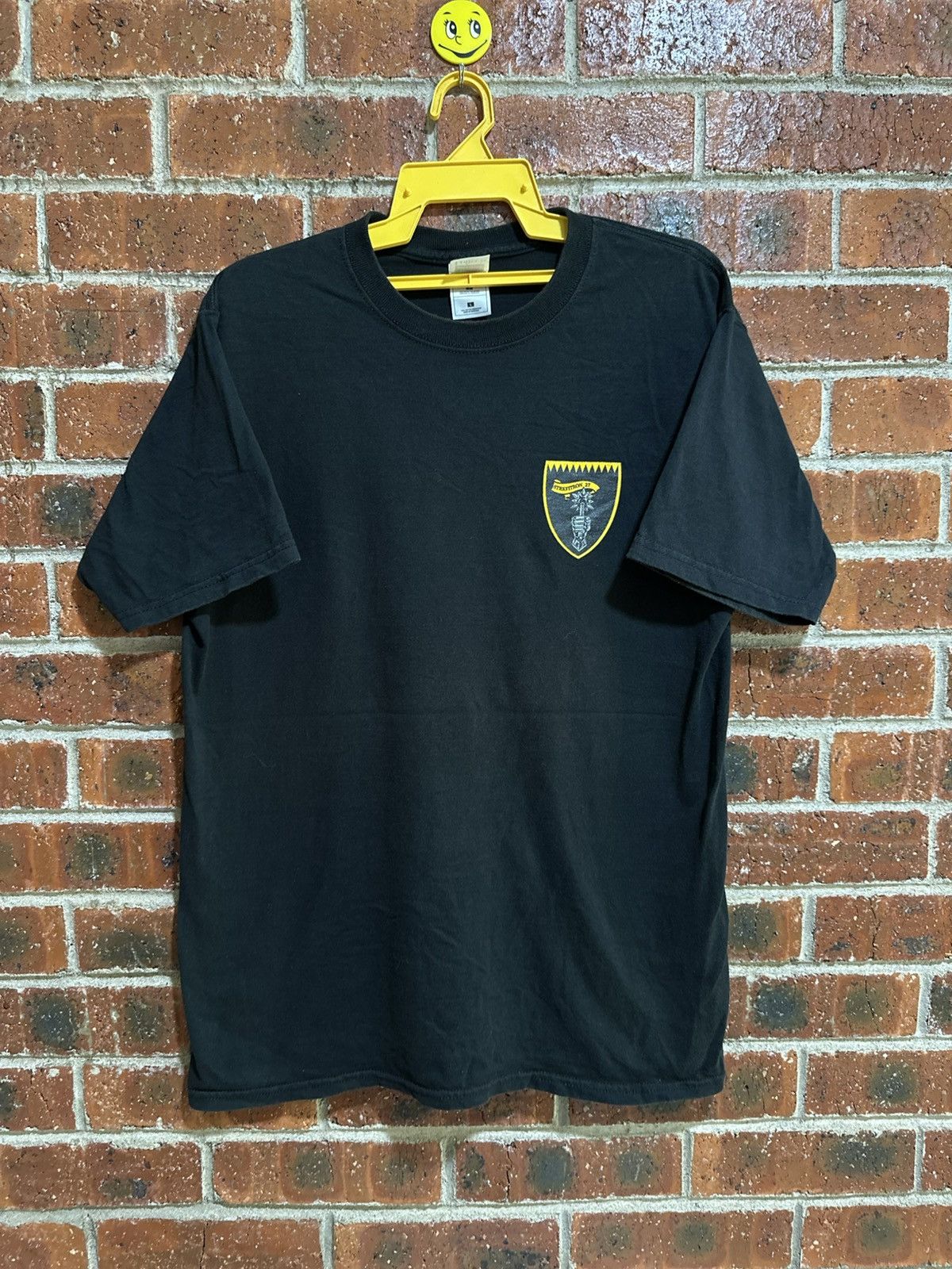 Fruit Of The Loom × Vintage Vfa 27 Royal Maces Faded Tee Size US L / EU 52-54 / 3 - 3 Thumbnail