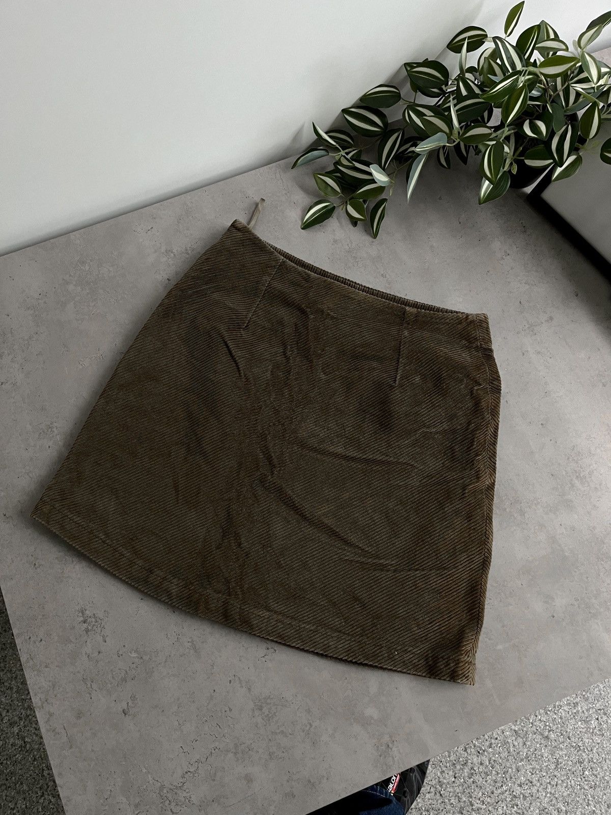 Burberry × Vintage VINTAGE THOMAS BURBERRY VELVET SKIRT SZ 42 Size 28" / US 6 / IT 42 - 5 Thumbnail