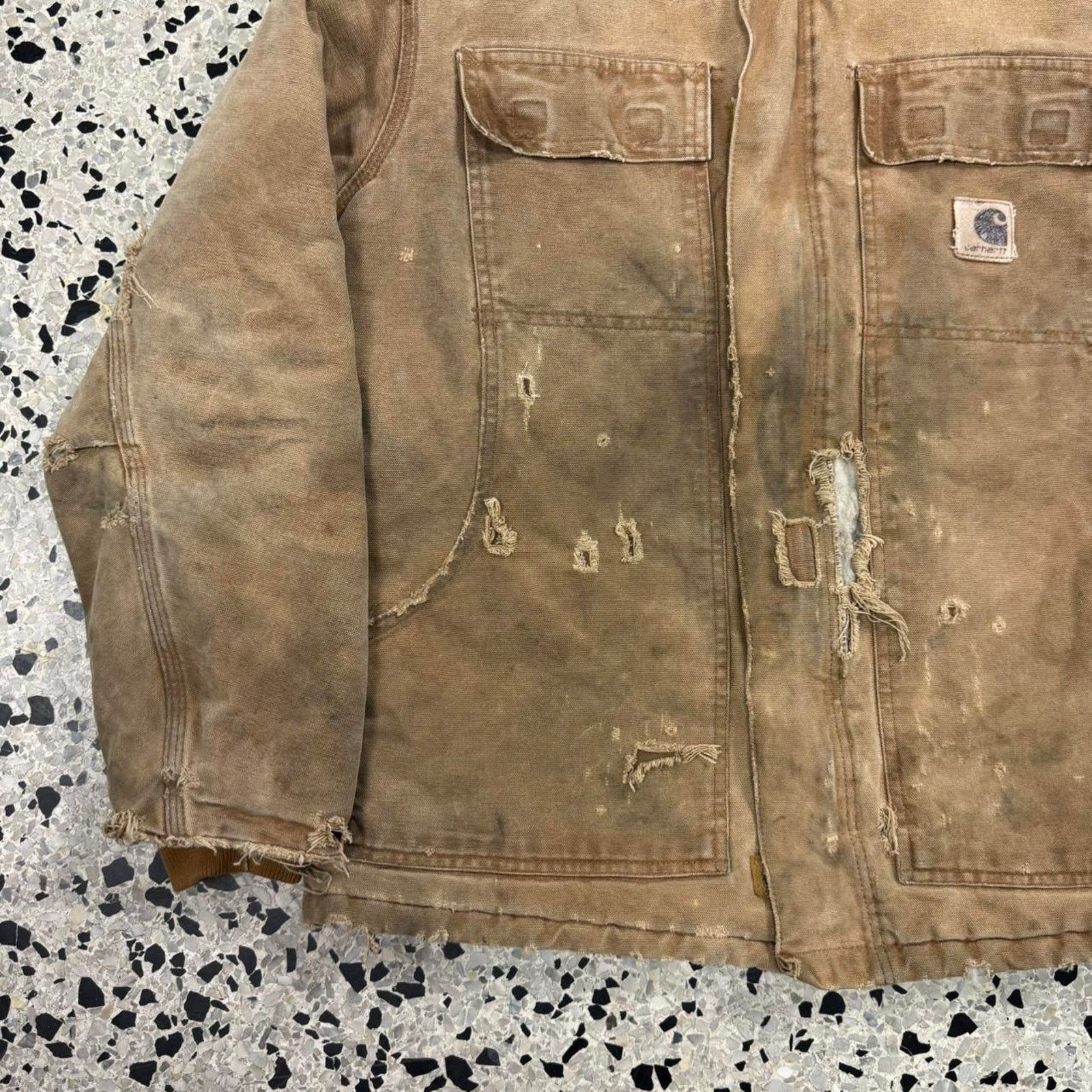 Carhartt VINTAGE 90S Y2K THRASHED CARHARTT WORKWEAR JACKET: Size US L / EU 52-54 / 3 - 5 Thumbnail