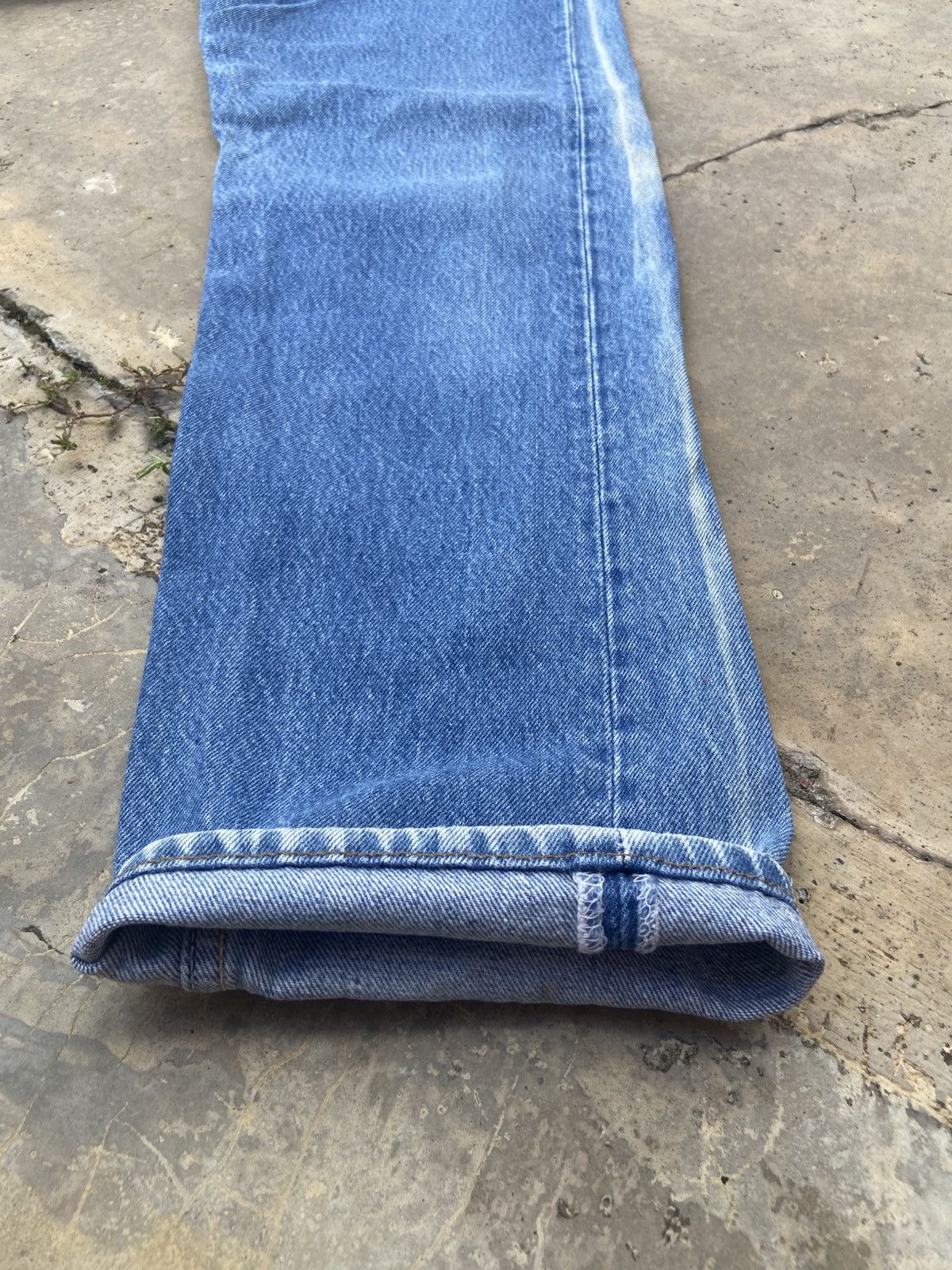 Levi's Vintage Levi’s 501XX Distressed Fade Pant Size US 30 / EU 46 - 9 Thumbnail