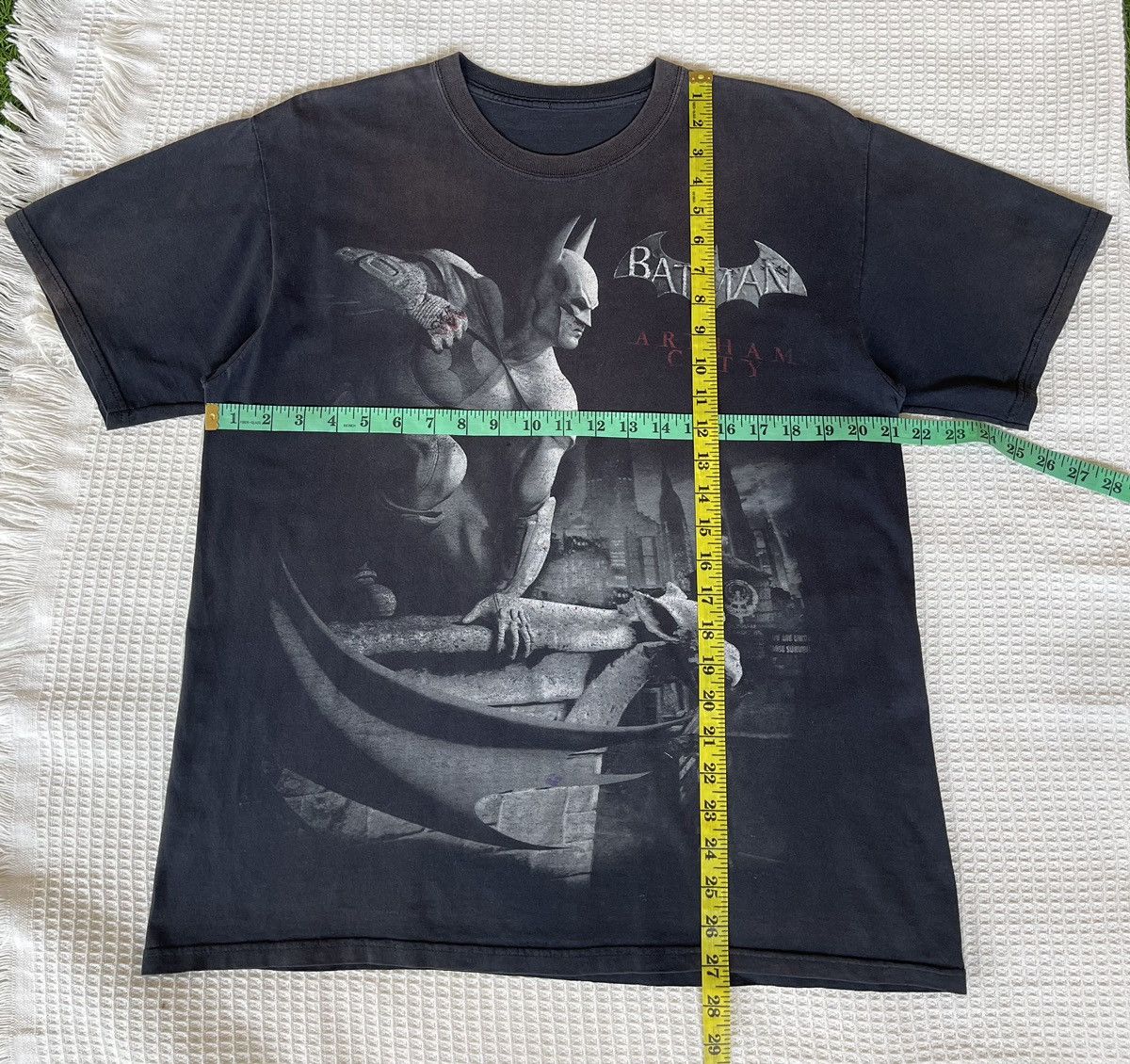 DC Comics Vintage’y2k🔥BATMAN🔥Full Print Faded Tshirt Size US L / EU 52-54 / 3 - 9 Thumbnail
