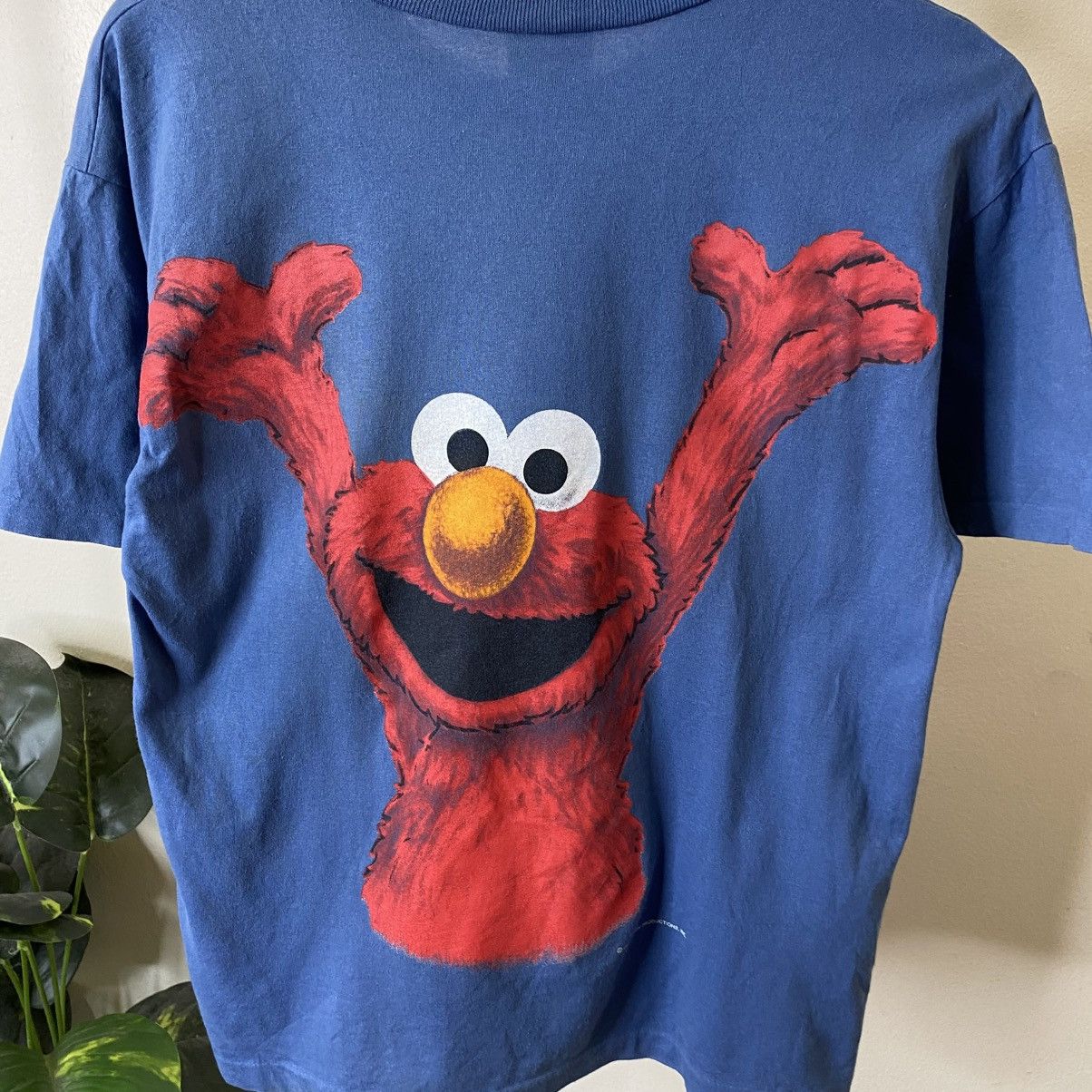 Vintage Vintage 90s Monsterwear Sesame Street Elmo Jim Henson Tshirt Size US S / EU 44-46 / 1 - 2 Thumbnail