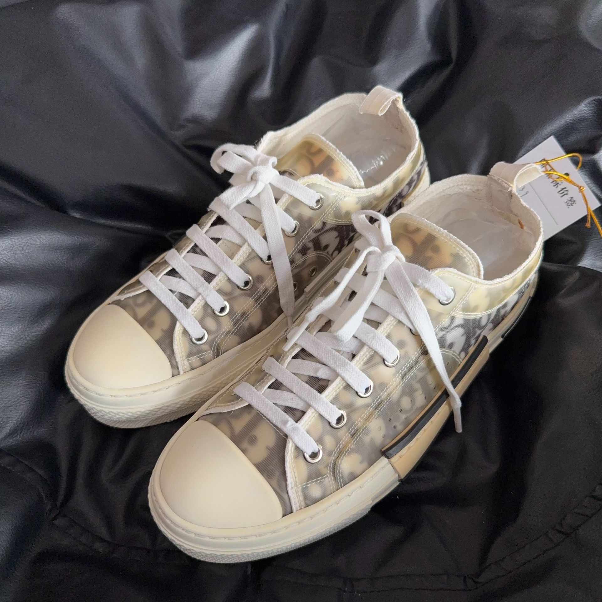 Dior Dior Lowtop Sneakers 39 Women Size US 8.5 / IT 38.5 - 1 Thumbnail
