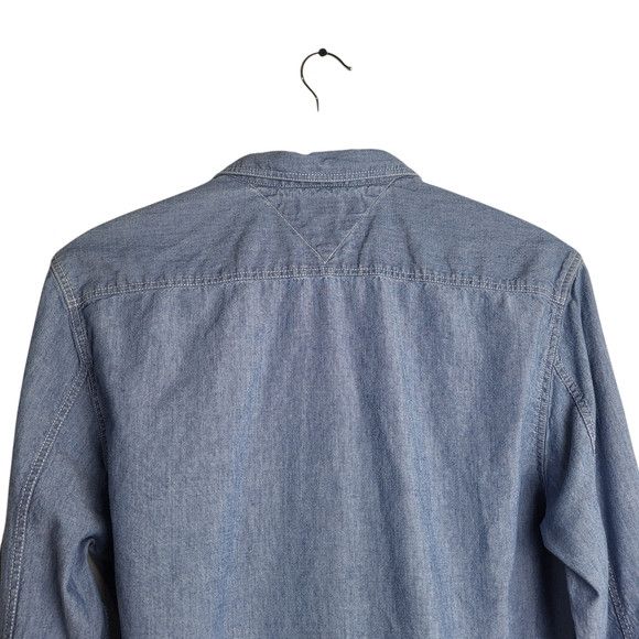 Tommy Hilfiger Vintage Tommy Hilfiger Blue Collared Button Down Denim Shirt Size US M / EU 48-50 / 2 - 4 Thumbnail