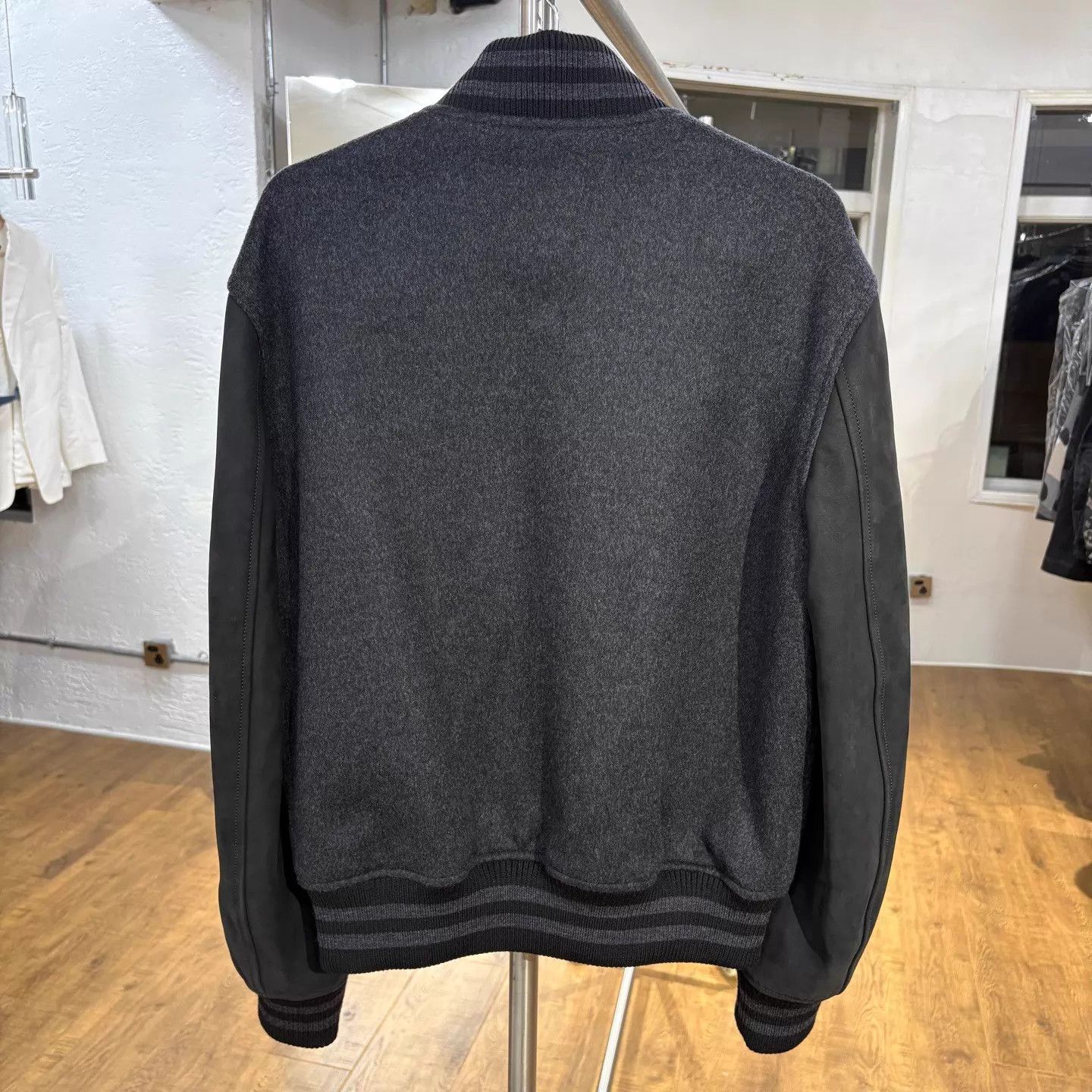 Louis Vuitton LV 25 New Pearl Button Wool-Leather Baseball Jacket Black Size US S / EU 44-46 / 1 - 2 Thumbnail