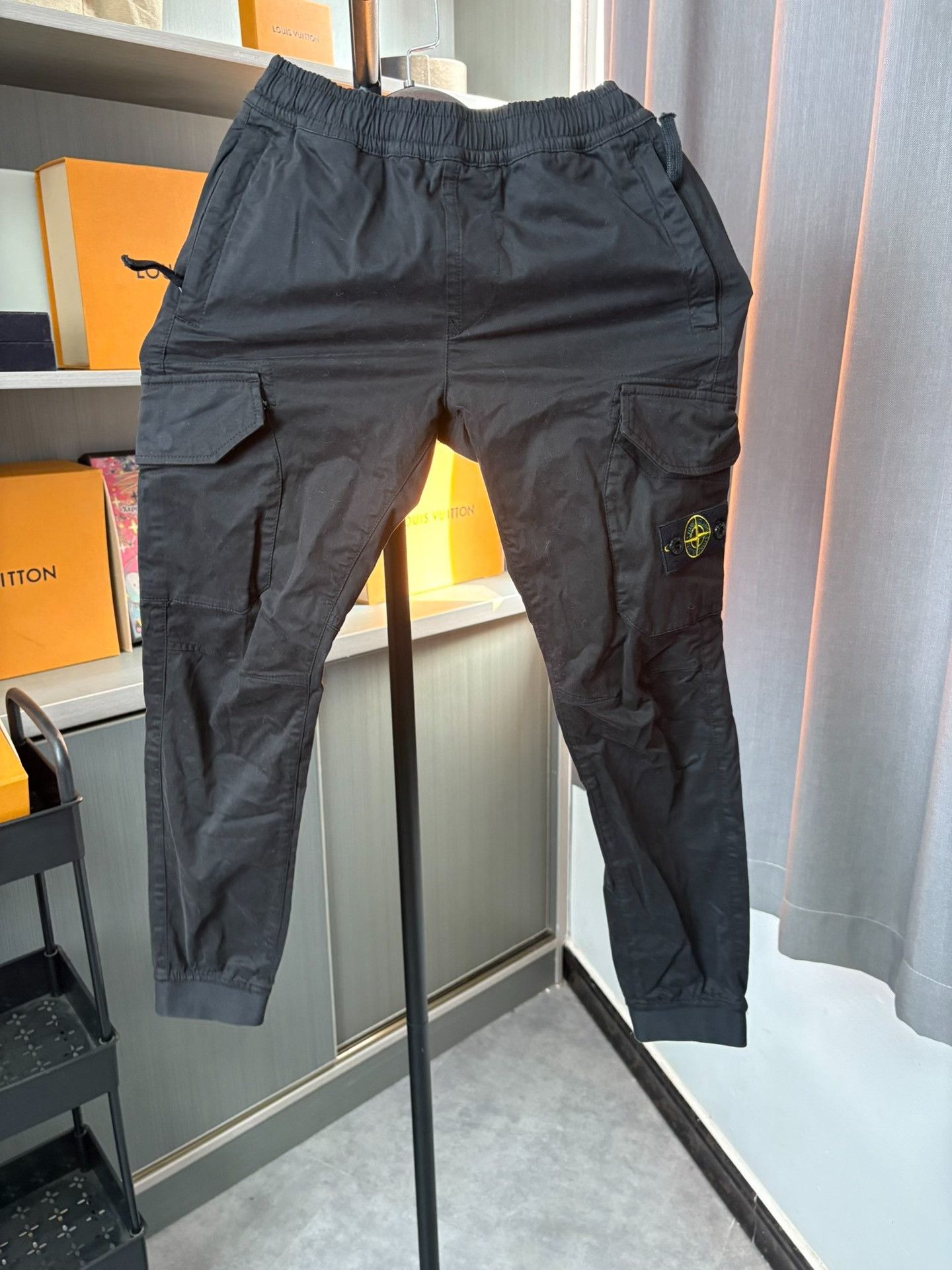 Stone Island Stone Island Cargo Black Casual Pants 30 Men Size US 30 / EU 46 - 1 Thumbnail