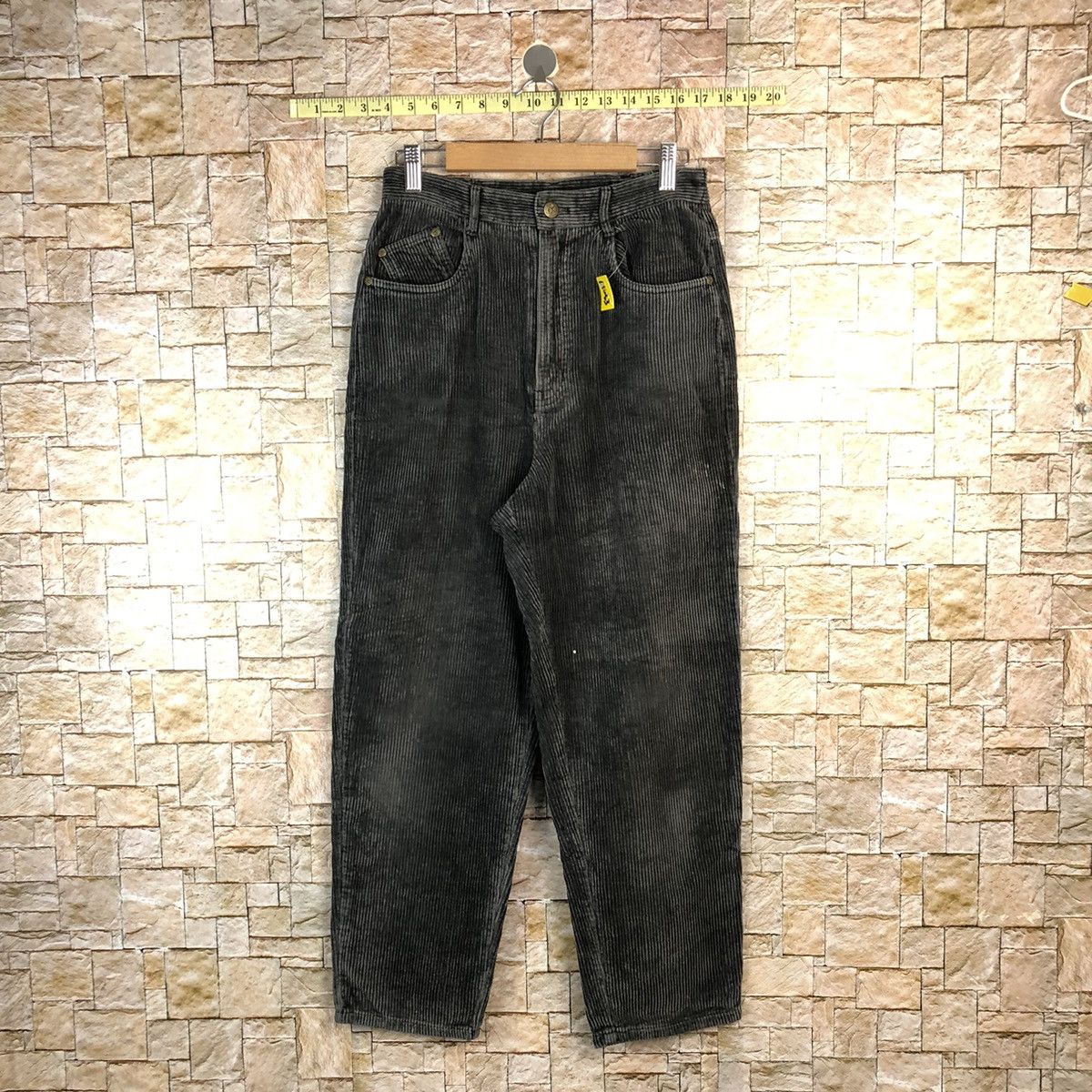Japanese Brand Japanese Brand Black Conduroy Pants #A1033 Size 26" / US 2 / IT 38 - 1 Thumbnail