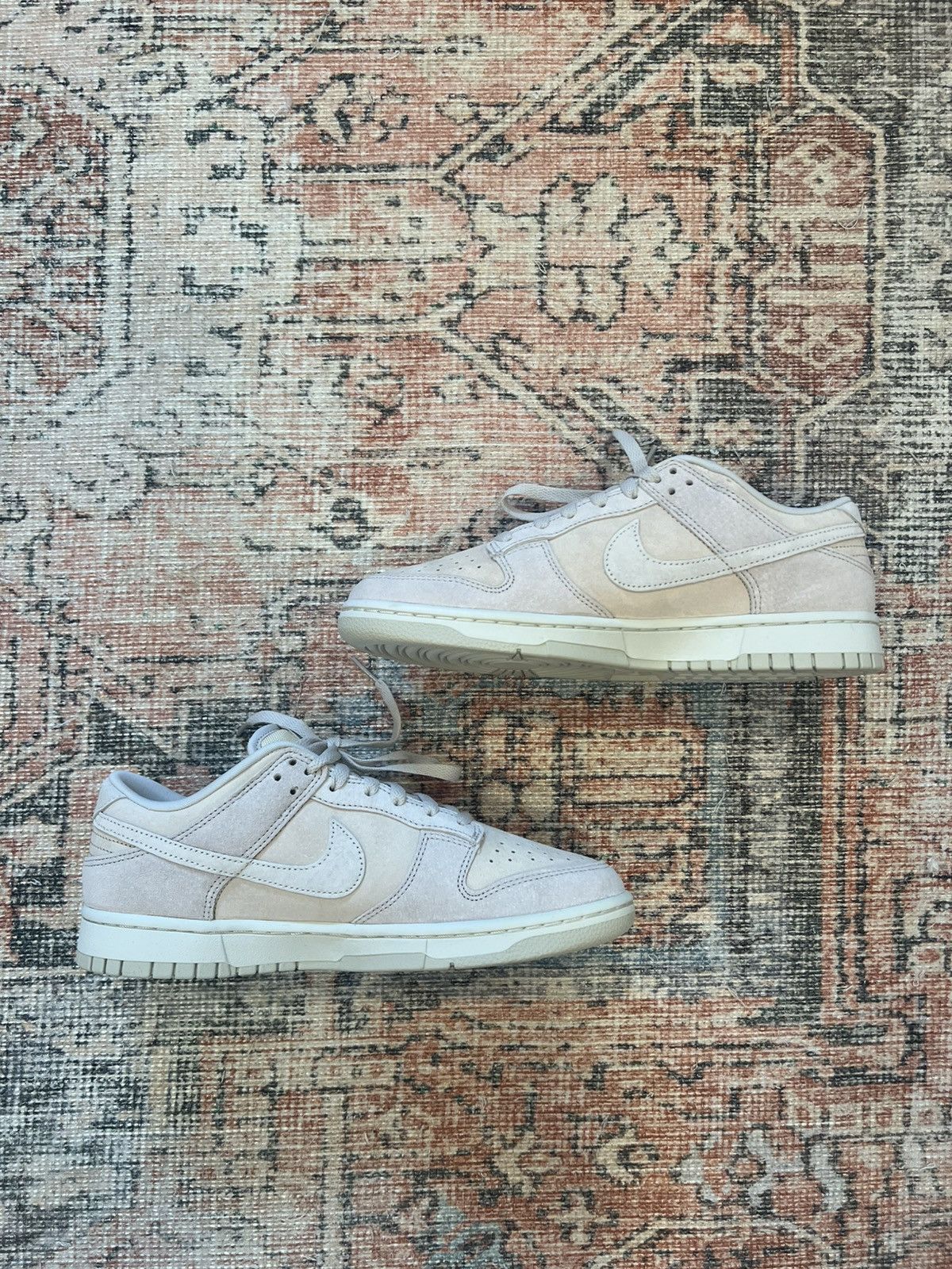 Nike Dunk Low Premium "Vast Grey' Size US 9 / EU 42 - 2 Thumbnail