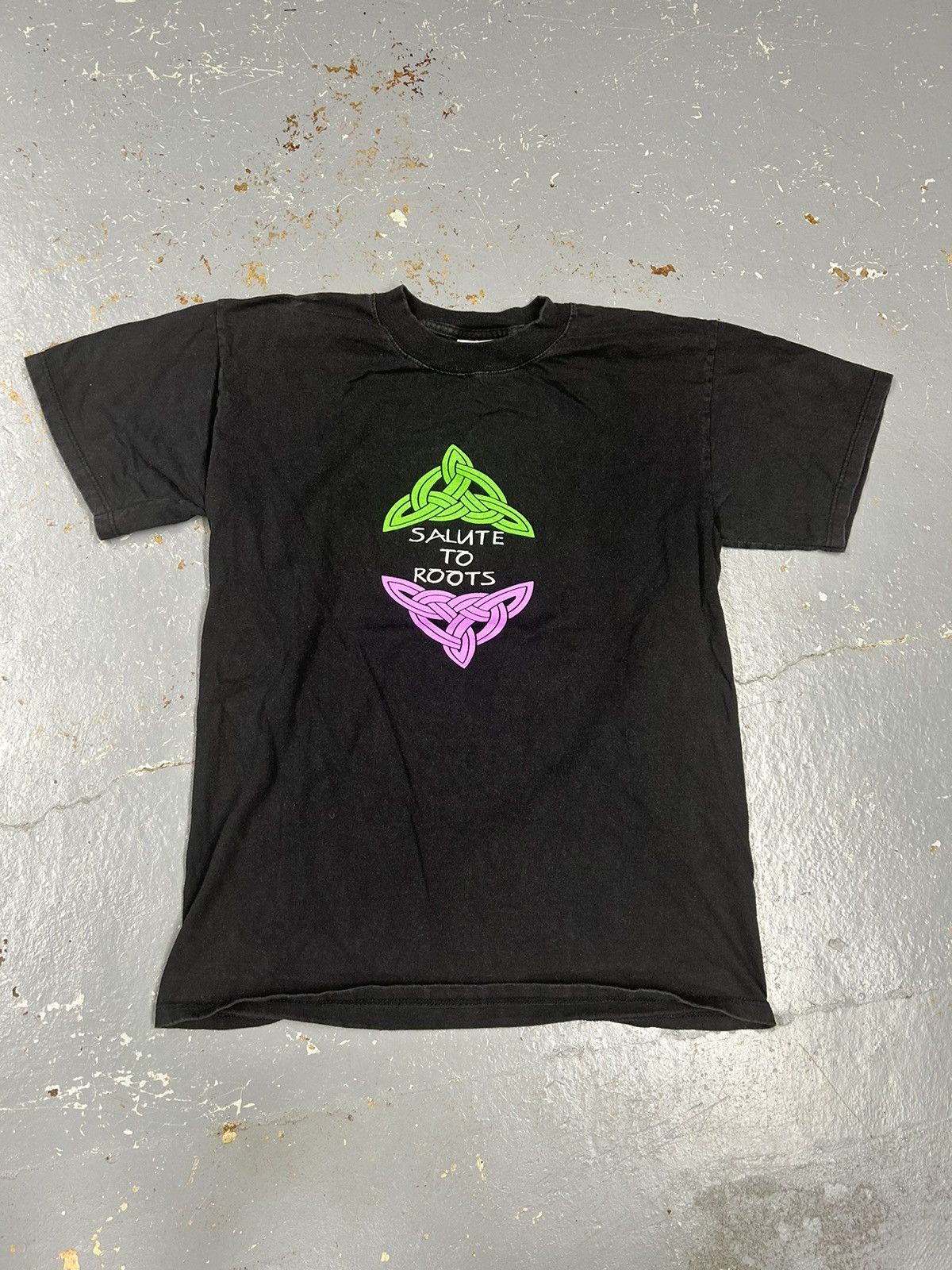 Band Tees × Vintage Crazy Vintage 90s Salute to Roots Black Music Band Tee Shirt Size US M / EU 48-50 / 2 - 1 Thumbnail