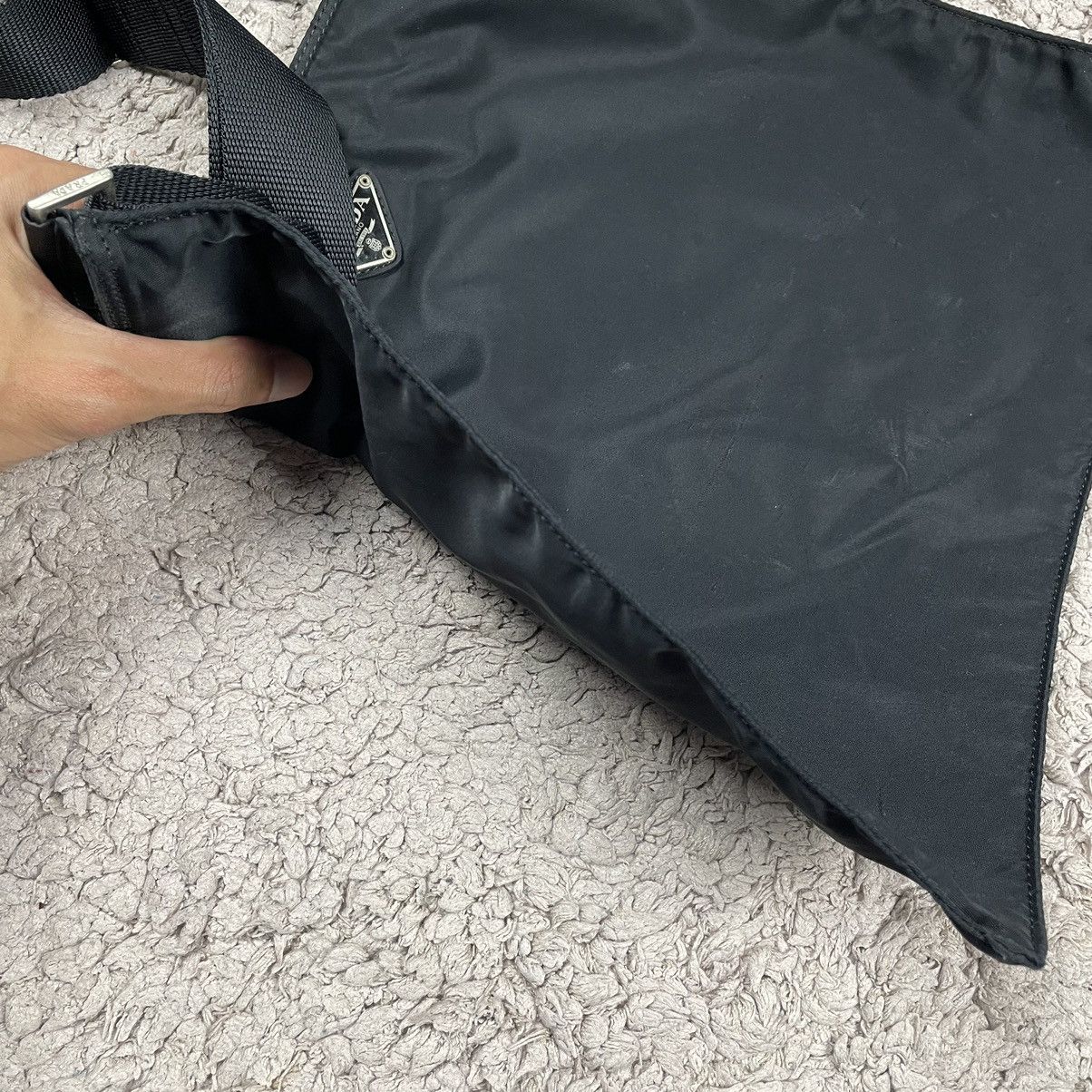 Prada × Vintage Vintage Prada Nylon Bag Size ONE SIZE - 6 Thumbnail