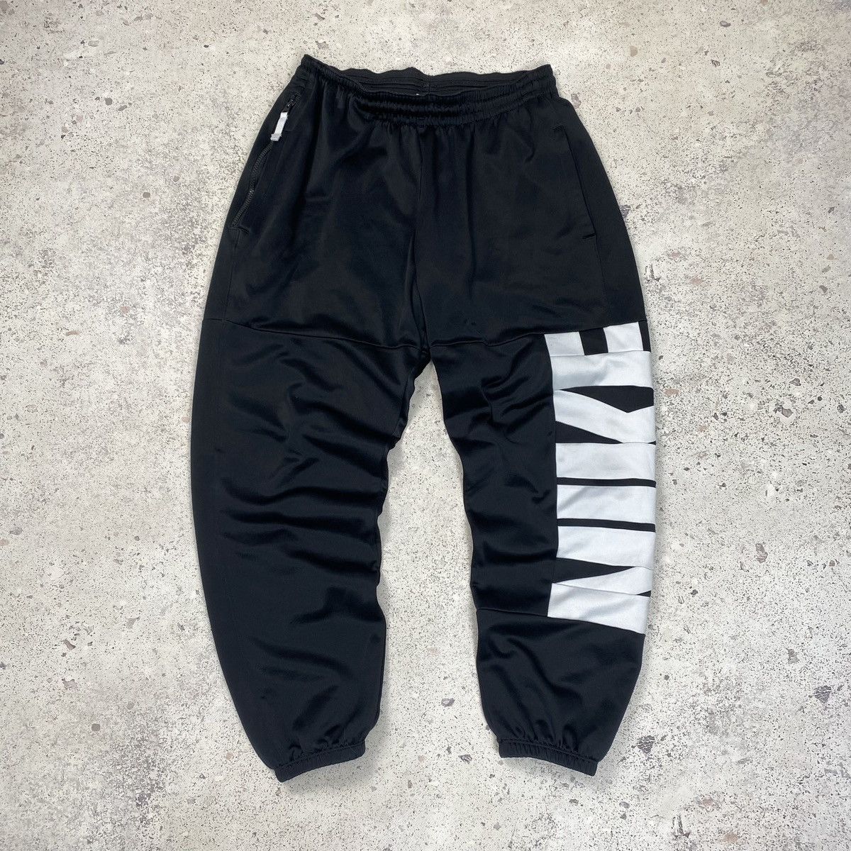 Nike Therma-FIT Men’s Black Tracksuit Hoodie Pants M/L